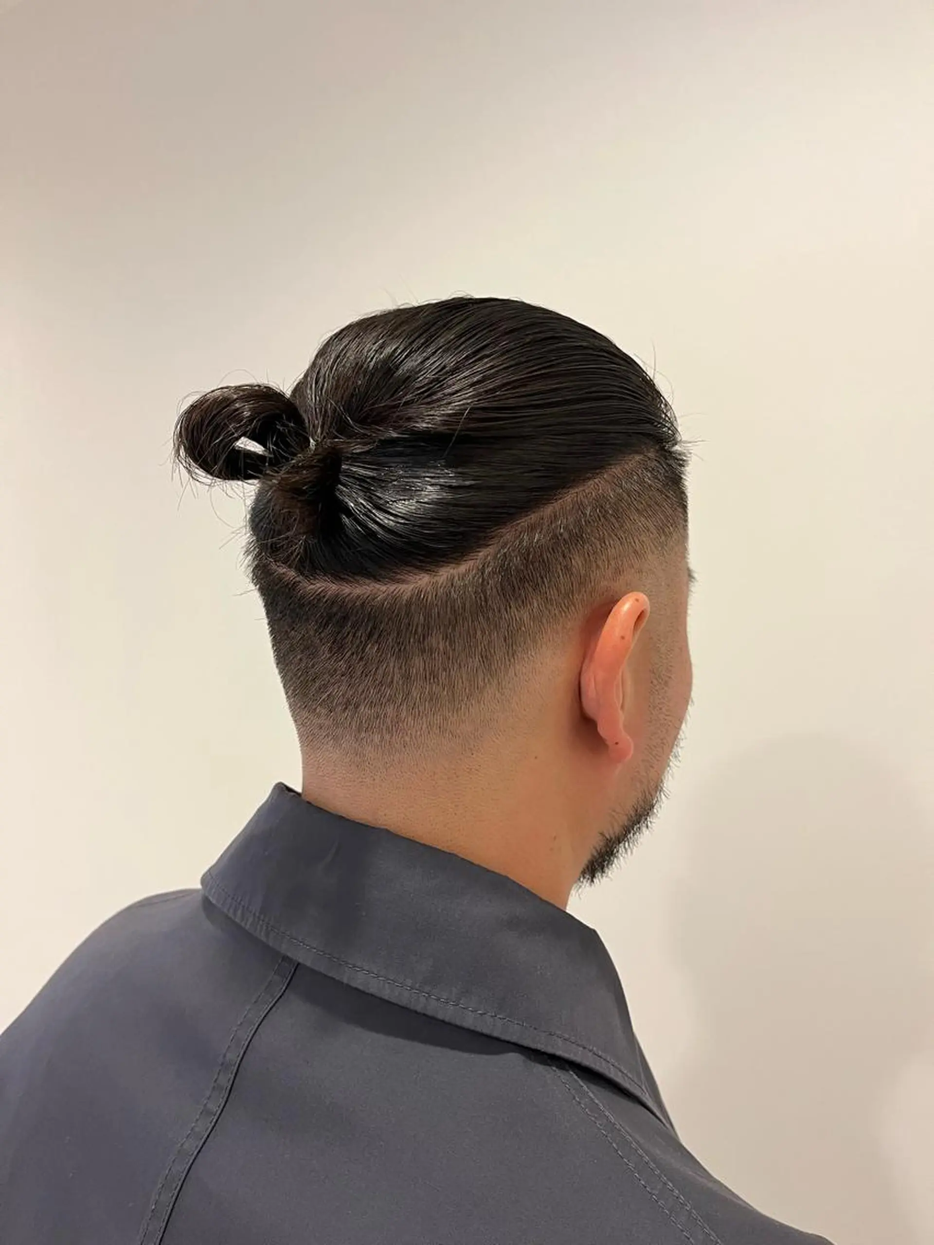 メンズ フェードカット マンバンヘア スキンフェード 後藤 瑞季のヘアスタイル