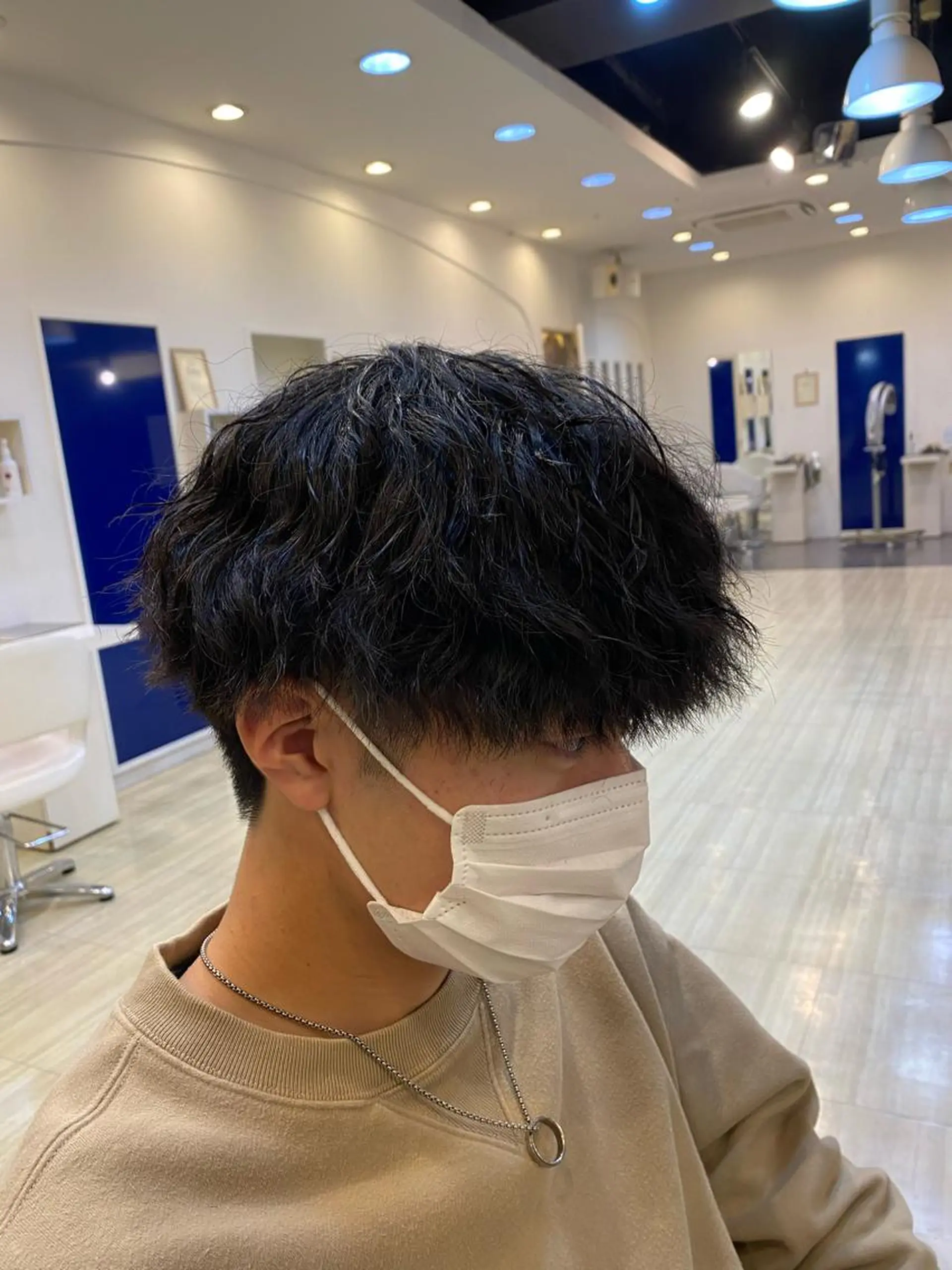 ミディアム CHIC 蘭のヘアスタイル