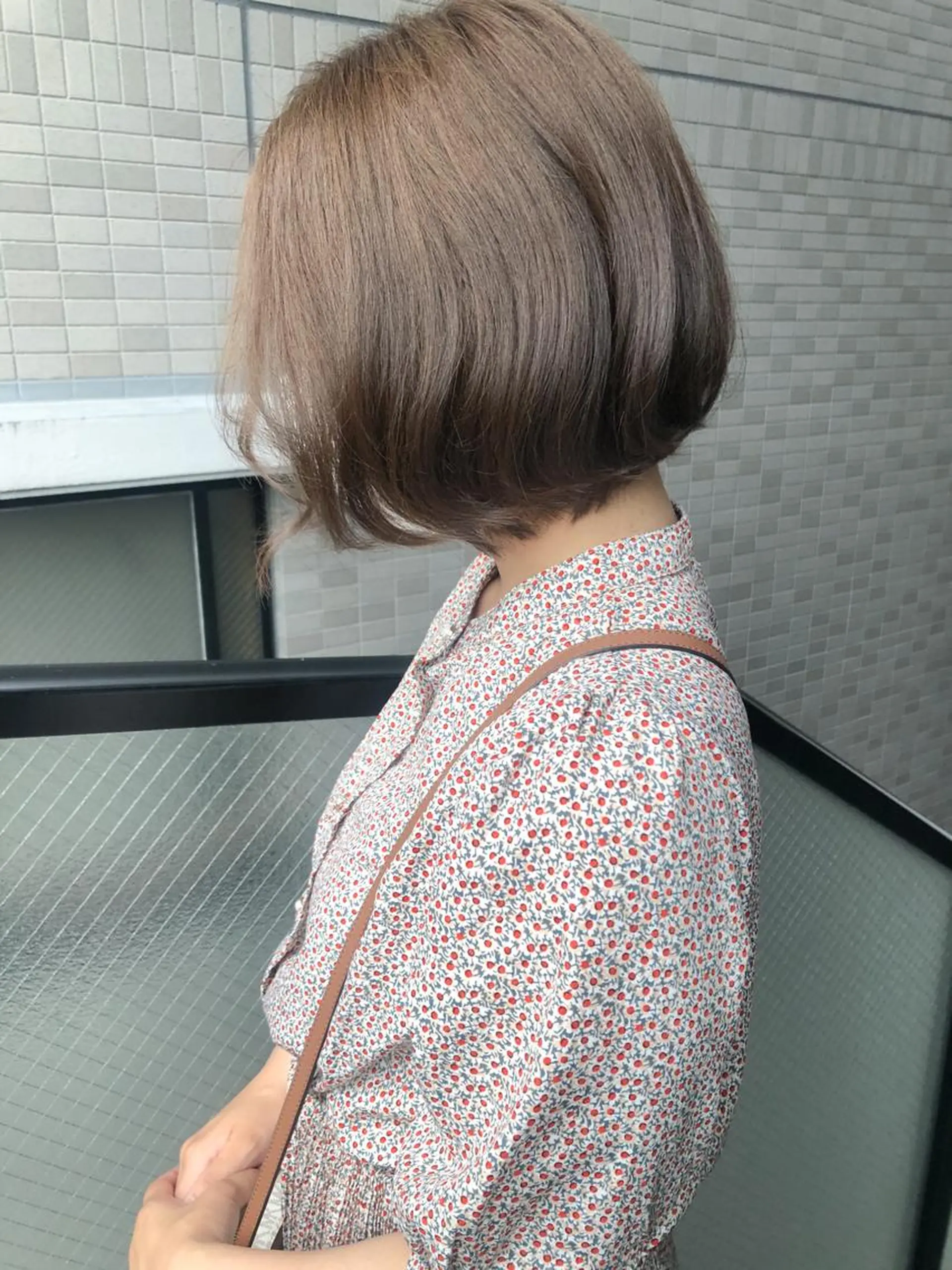 ショート カラー ブリーチ ブラウンカラー 透明感カラー ブリーチなしカラー カラーパティシエ facce🌼ikoのヘアスタイル