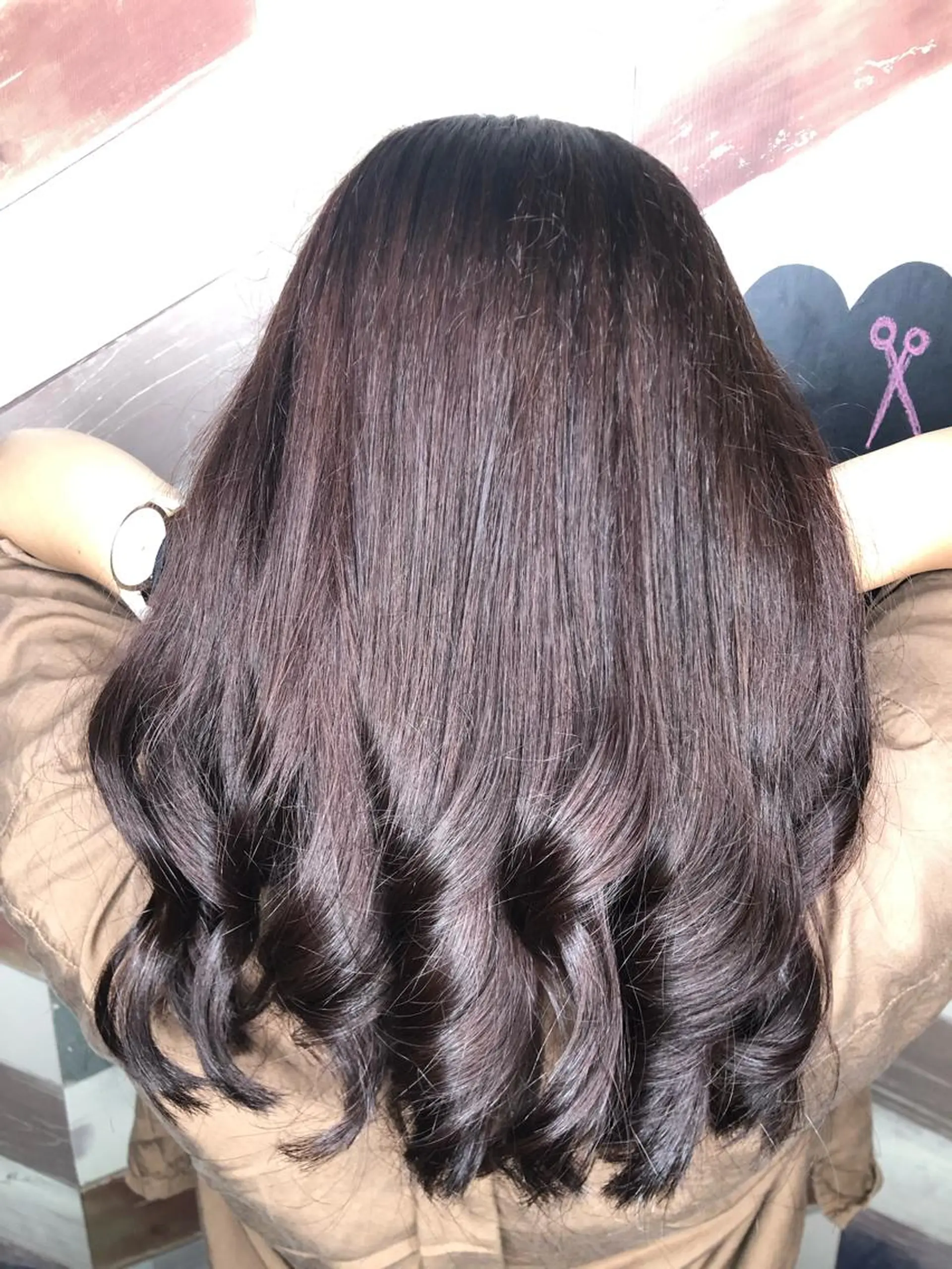 ミディアム EYEstylist ·ai MOERIのマツエク・マツパデザイン