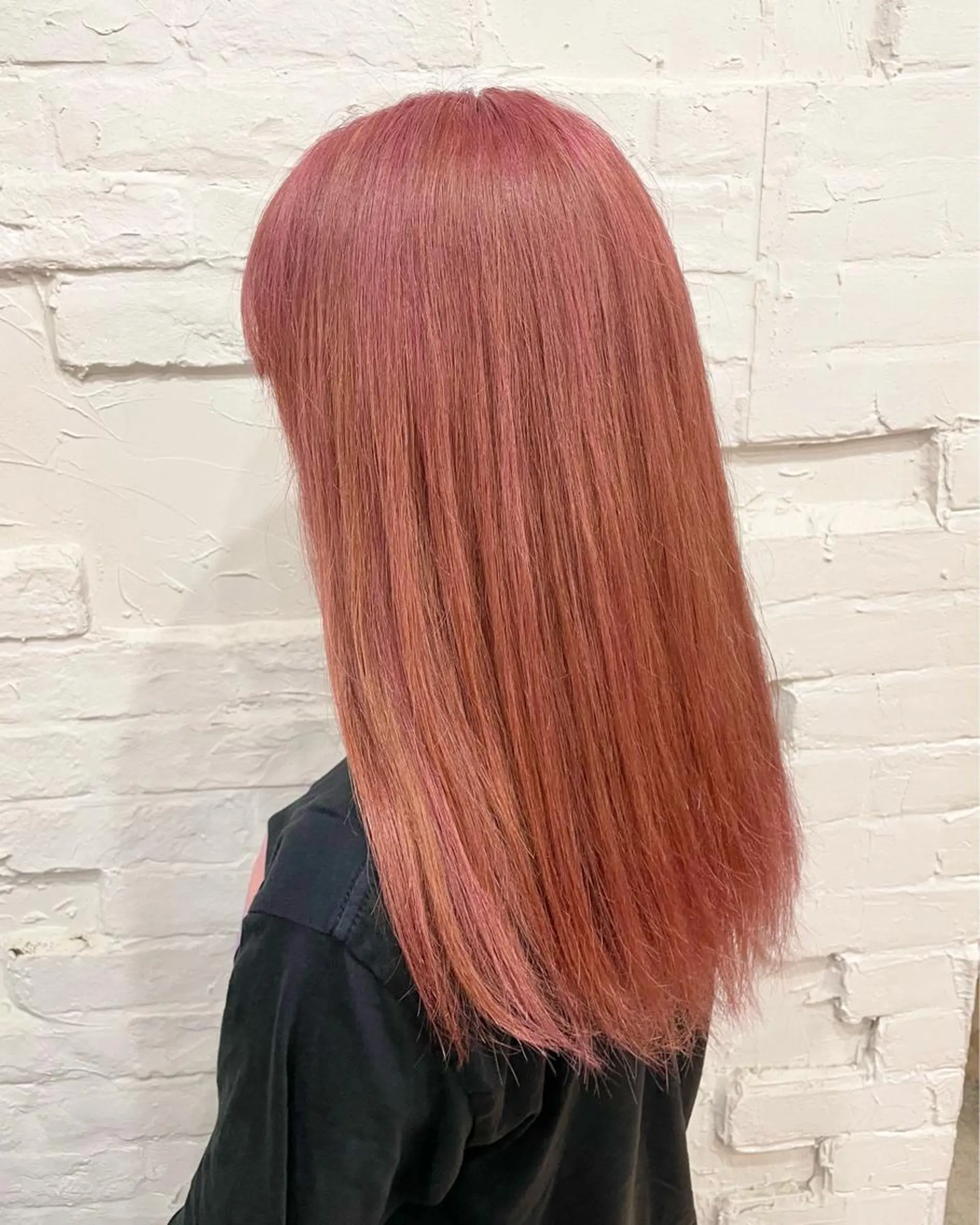 ロング カラー ヘアカラー 【ピンク/韓国ヘア/ ヘアセット】亜海のヘアスタイル