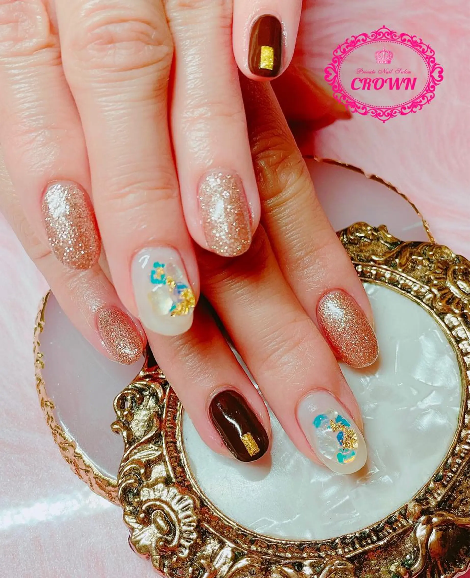 ネイル CROWN プライベートサロンのネイルデザイン