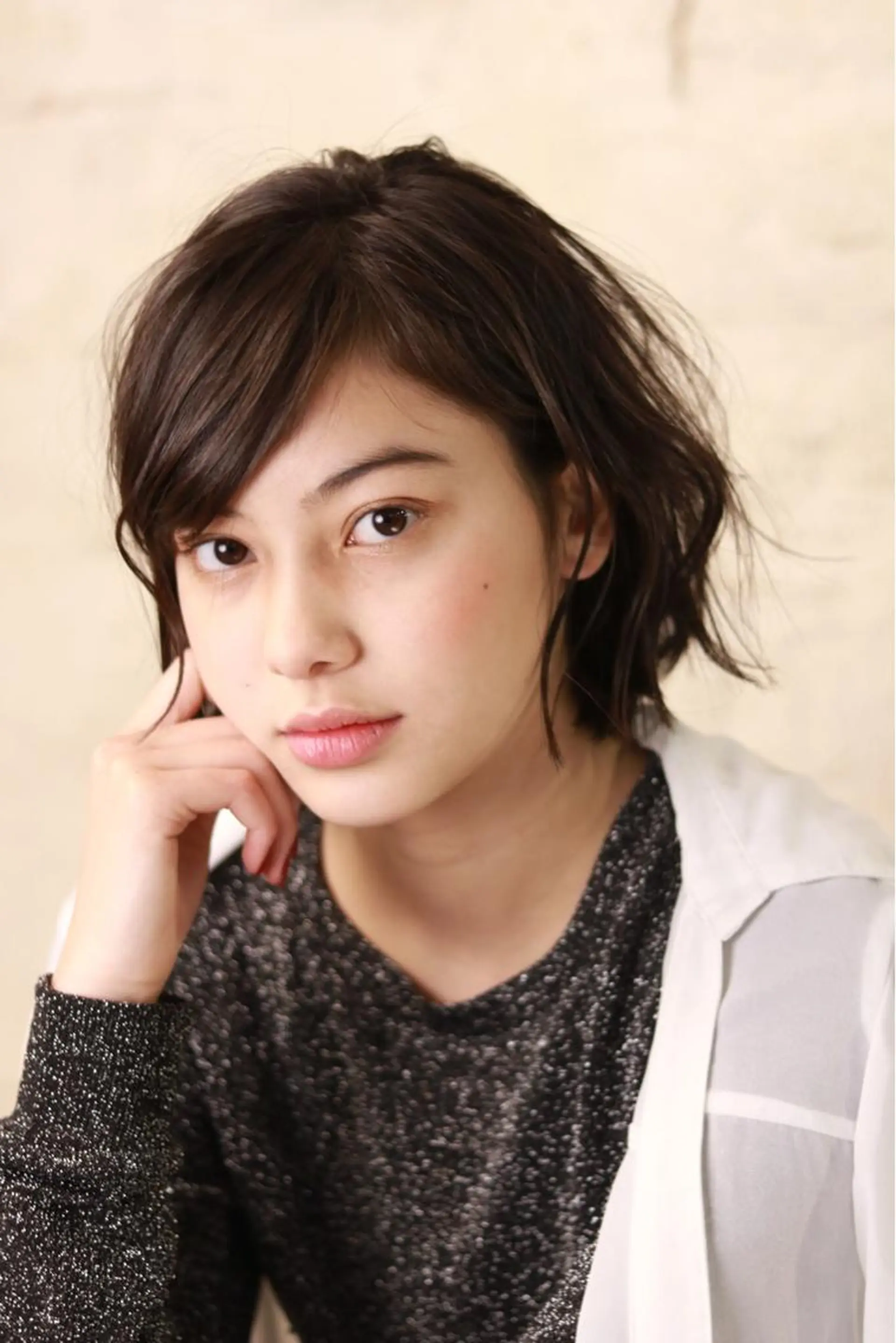 ミディアム カット ヘアカラー トリートメント 髪質改善 ami byAbsoのヘアスタイル