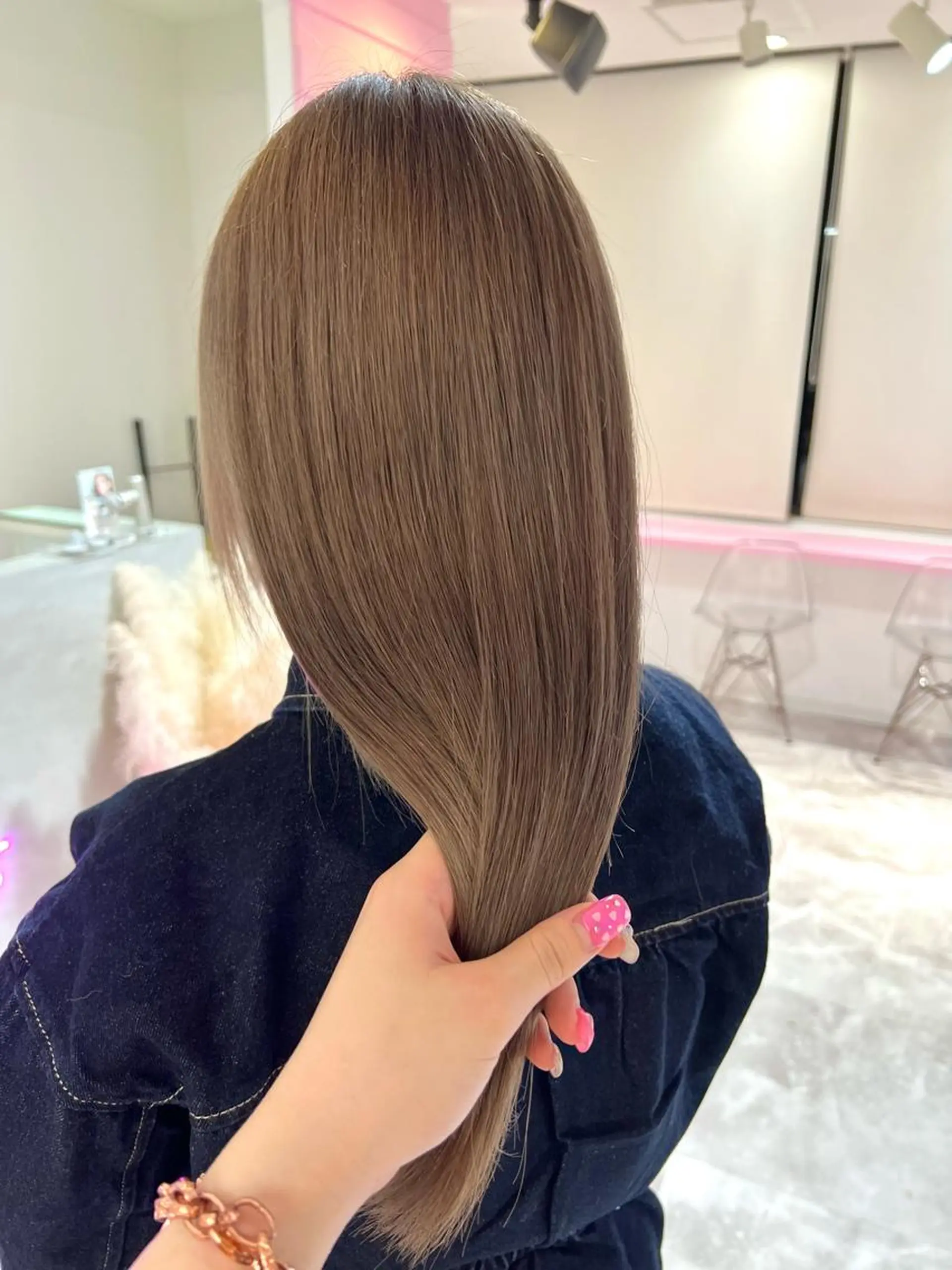 ロング ハイトーン♡ブリーチ ♡エクステ♡nanaのヘアスタイル