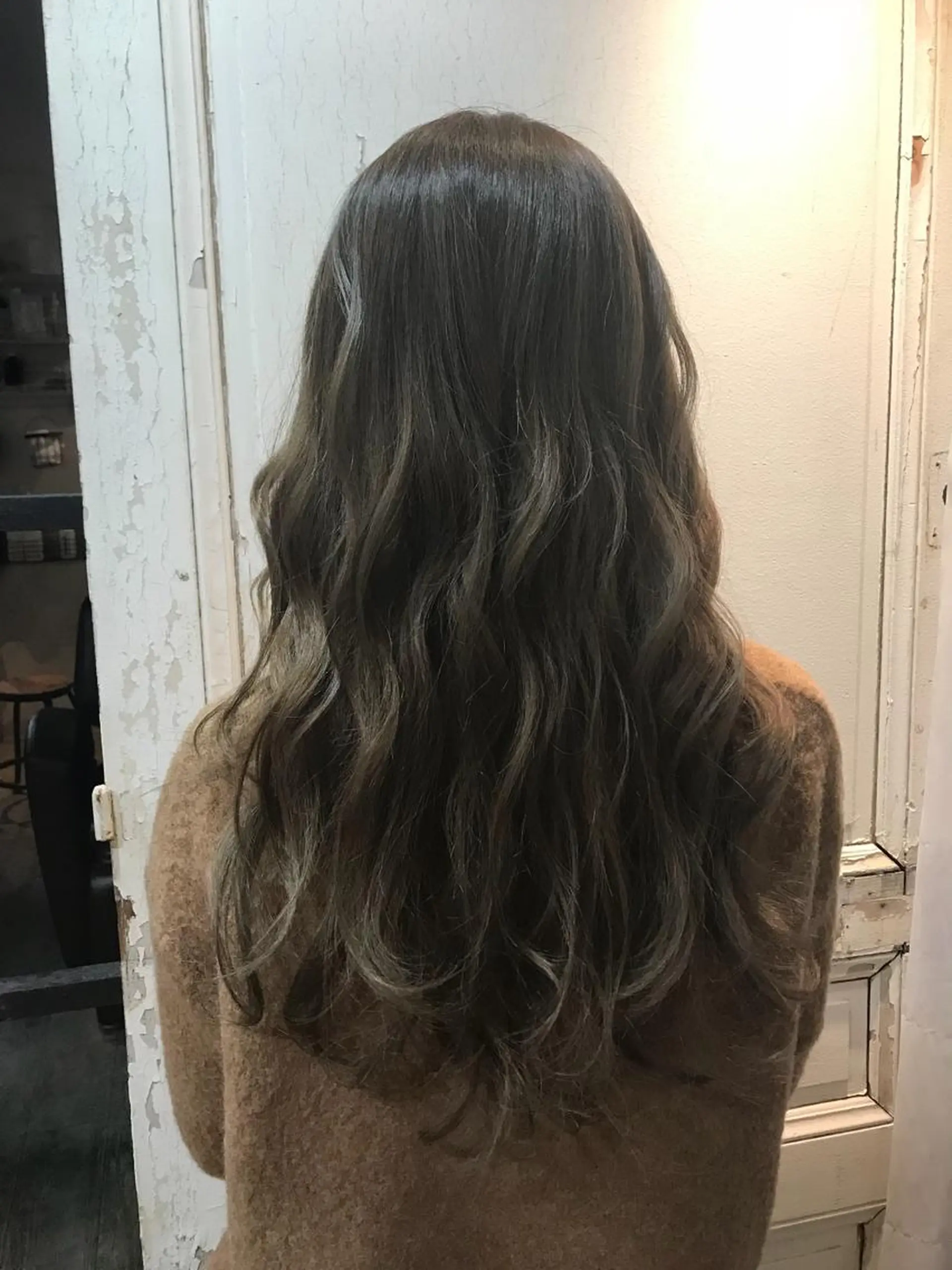 ロング カラー 難波 茜のヘアスタイル