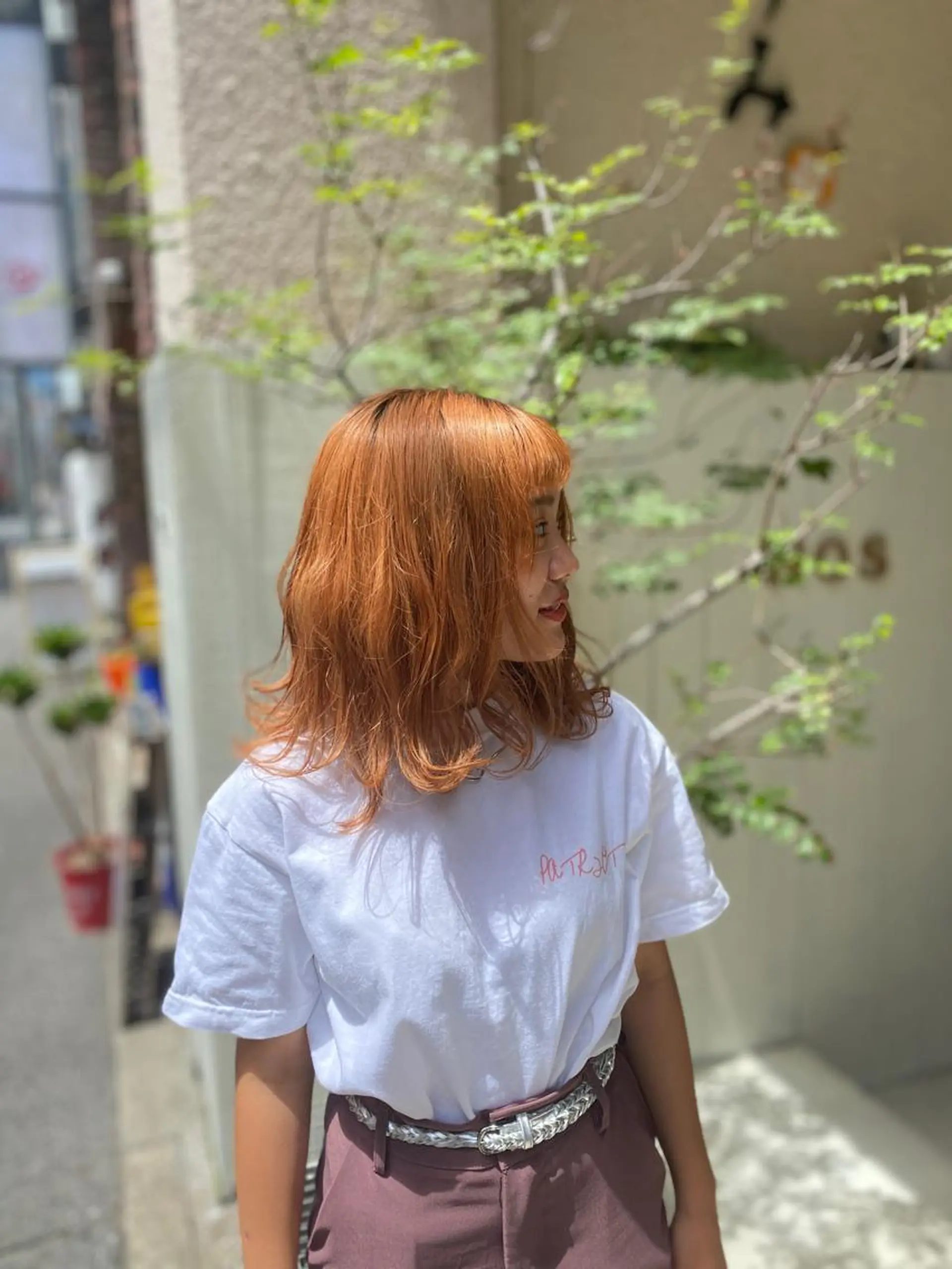 ミディアム カラー ブリーチ オレンジ ヘアカラー 長谷川 誠志のヘアスタイル