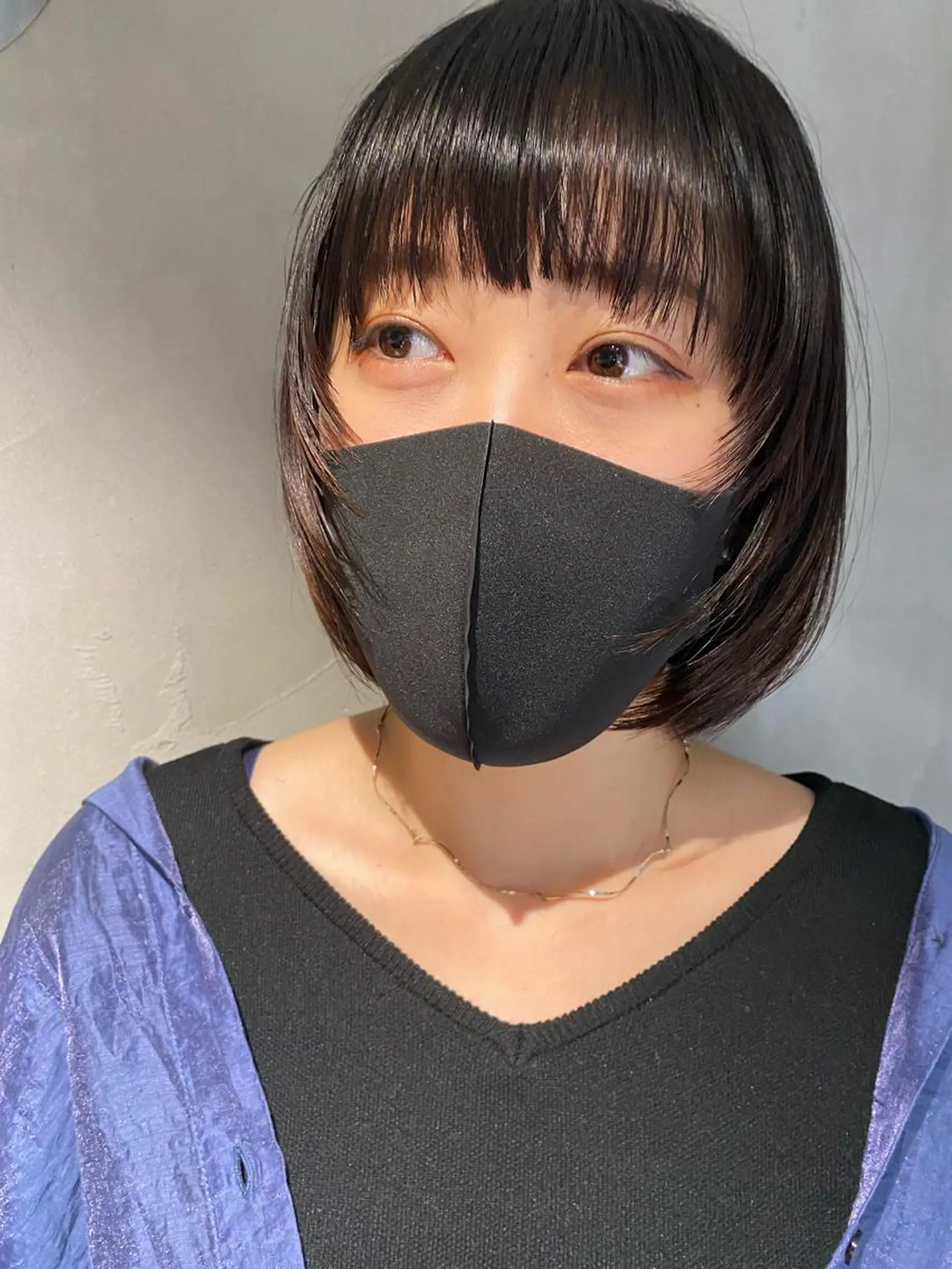 ショート レイヤーカット カット トリートメント デザインカラー/パー マ🦖外岡咲希🦖のヘアスタイル