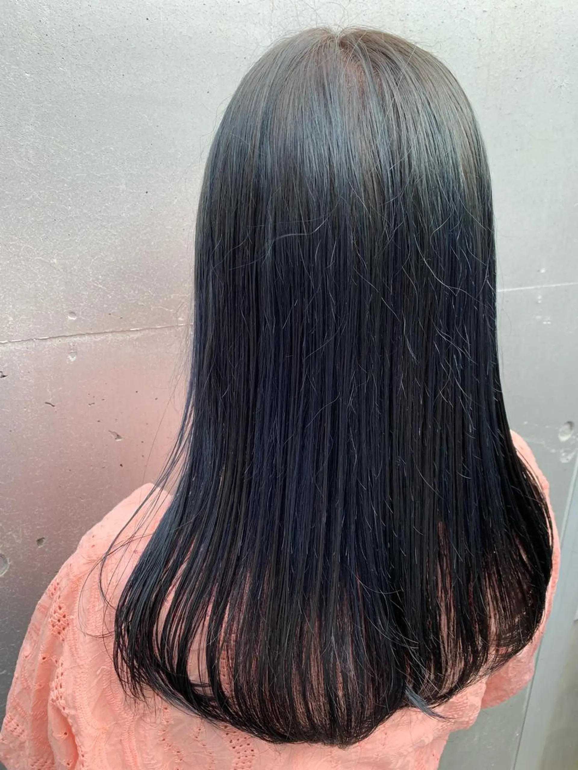 セミロング カラー ヘアアレンジ ミニボブ/ブリーチ 🌈MISATOのヘアスタイル