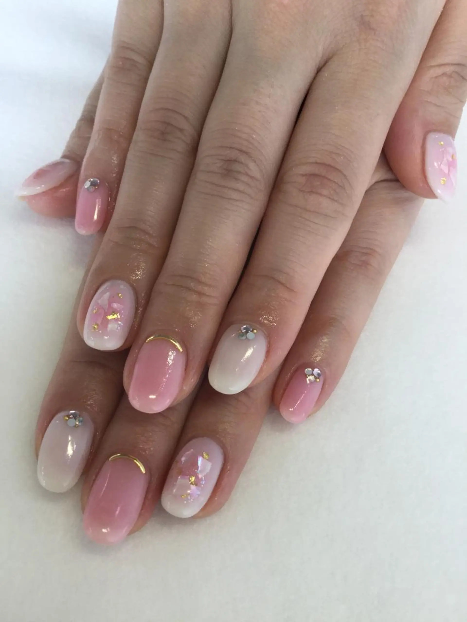 ネイル ハンドネイル 💎🐰 saki. m 🐰💎のネイルデザイン