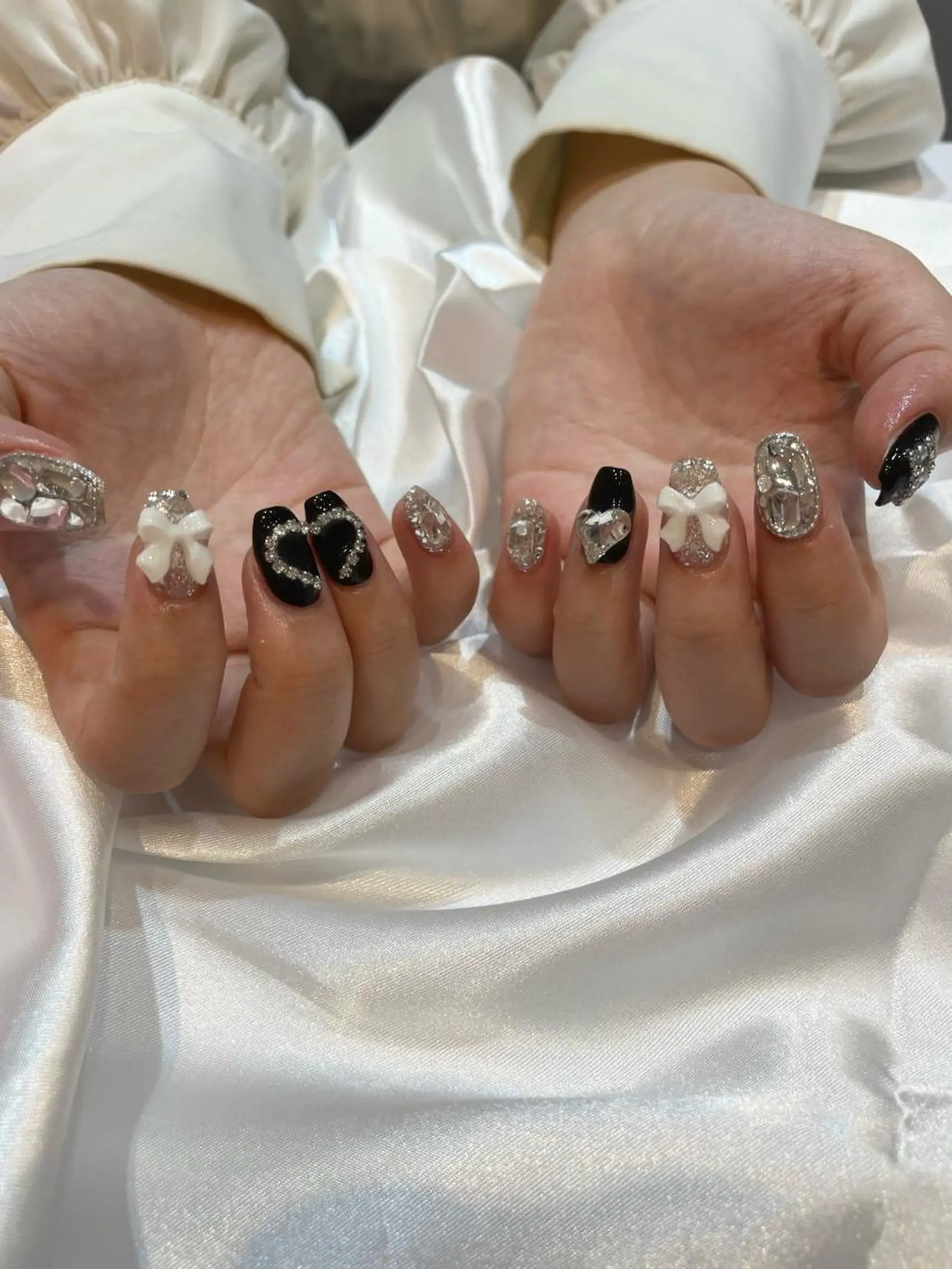 ネイル classic 新横浜所属・山田 暉のネイルデザイン