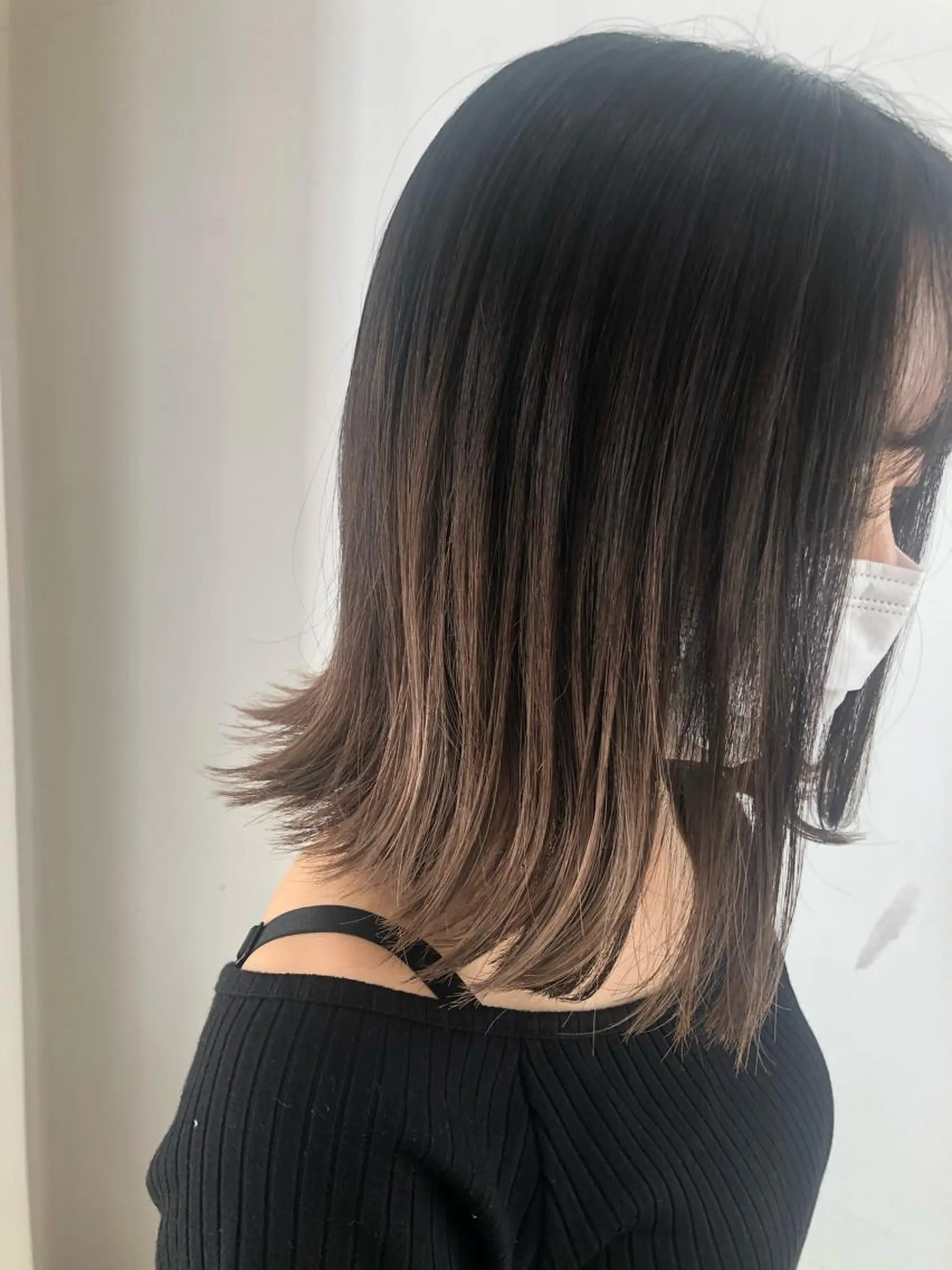 ミディアム 松原 愛莉のヘアスタイル
