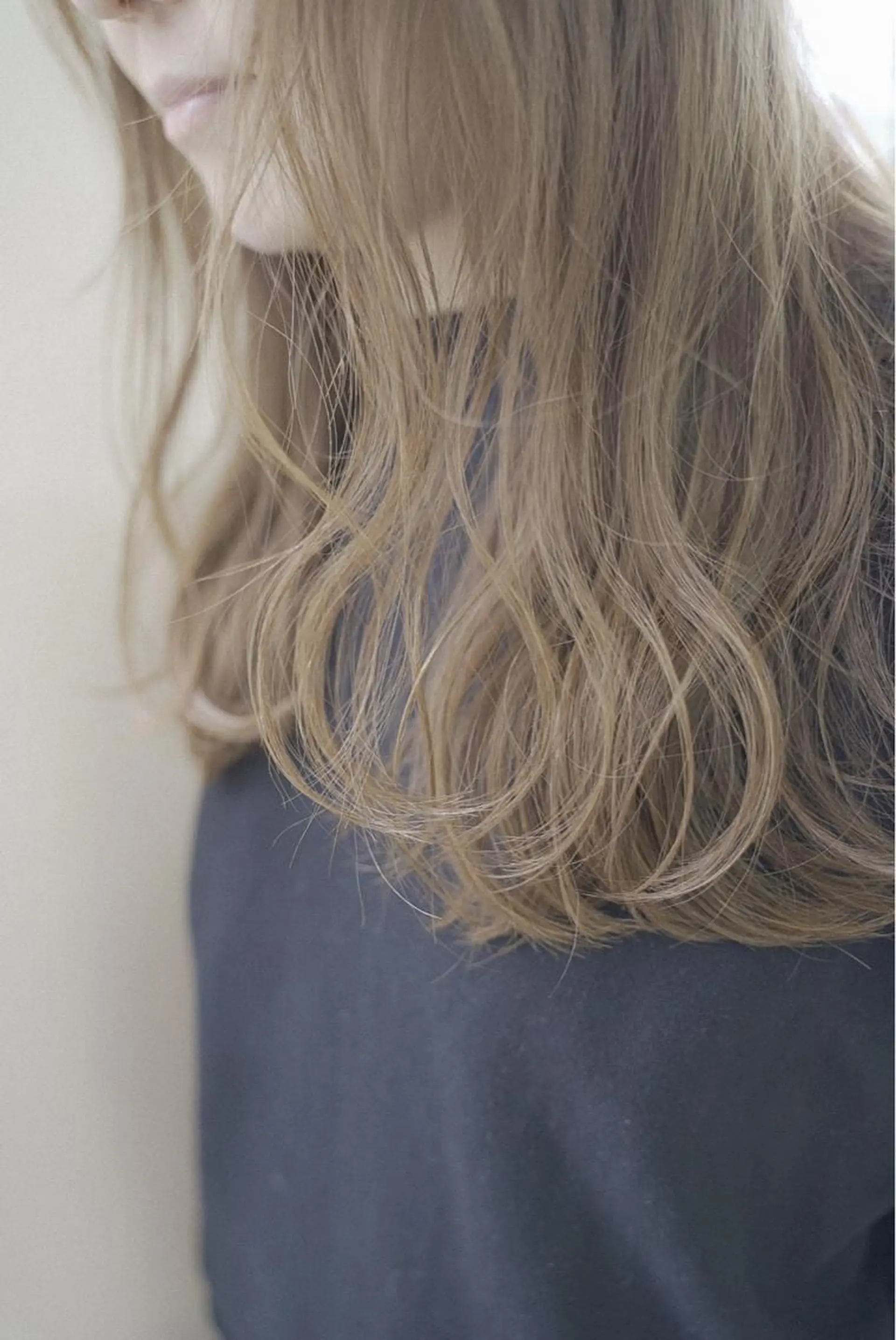 セミロング カラー ベージュカラー ミルクティーベージュ ひらやま りょういちのヘアスタイル