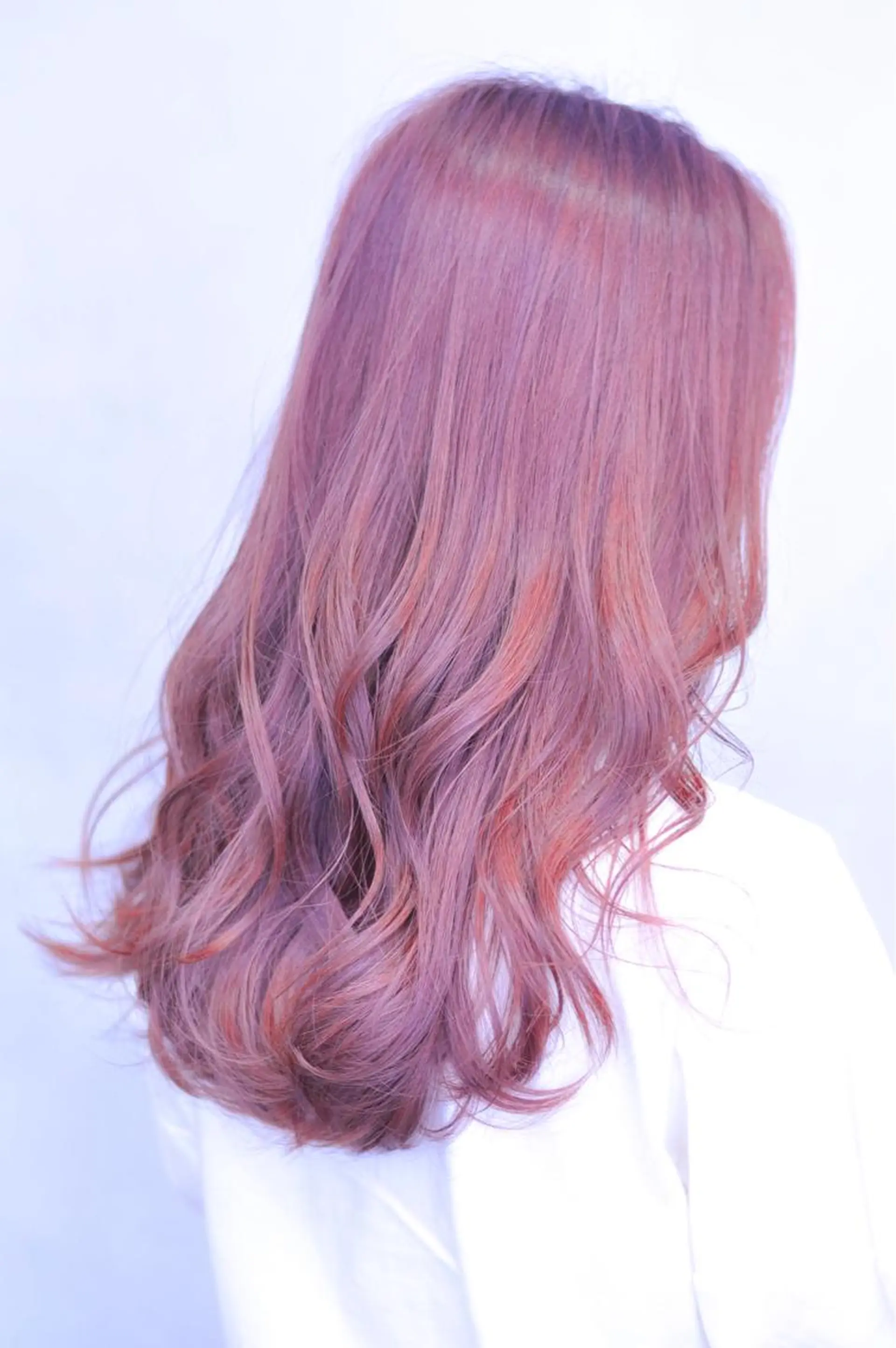 セミロング カラー ベージュカラー ブリーチ 透明感カラー ハイトーンカラー ピンクカラー kiki所属・中田 敏明のヘアスタイル