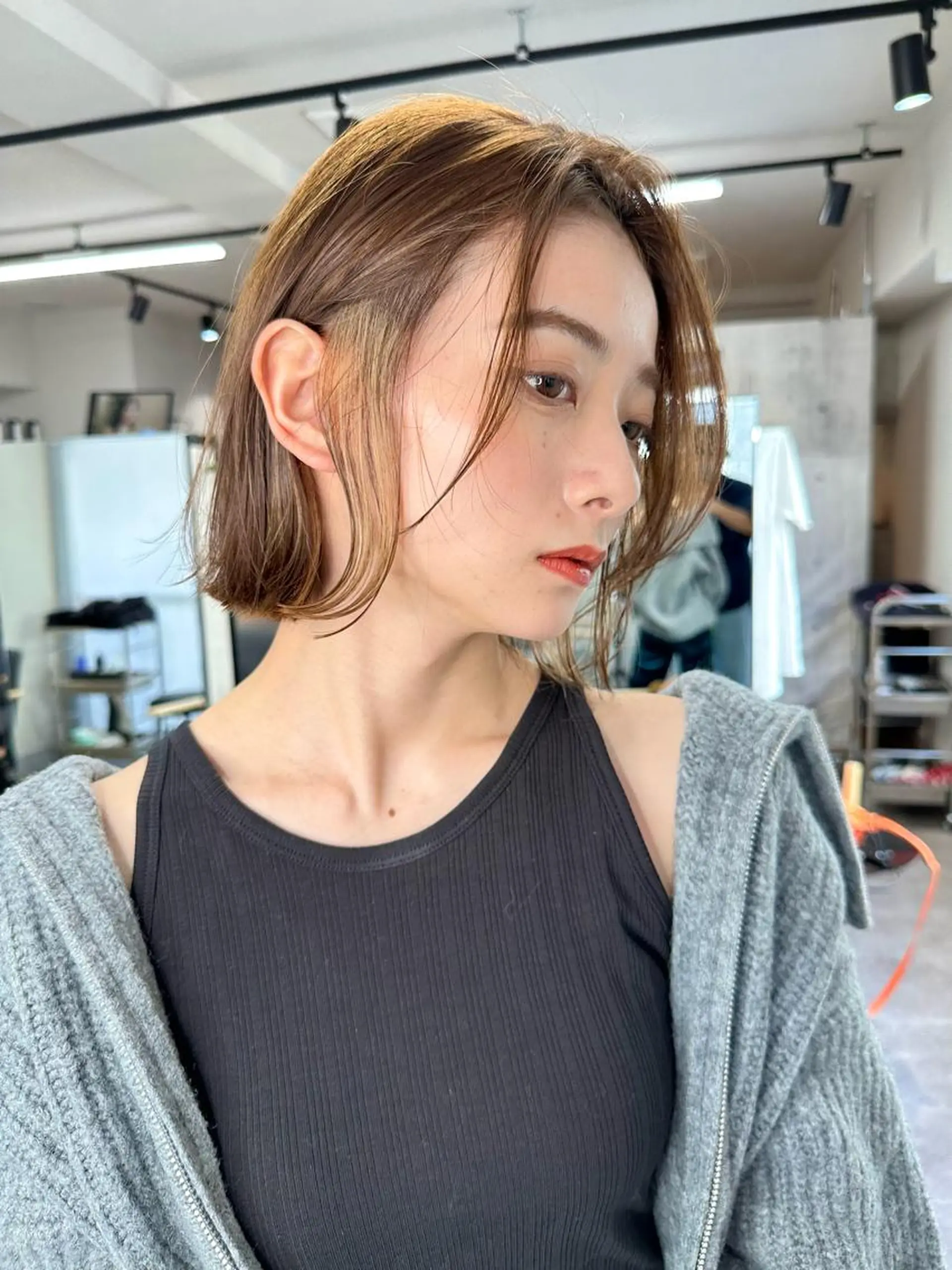 ショート カラー 切りっぱなしボブ ボブ ELTE表参道所属・✨上品レディーなヘア スタイルへ✨髙木諒也のヘアスタイル