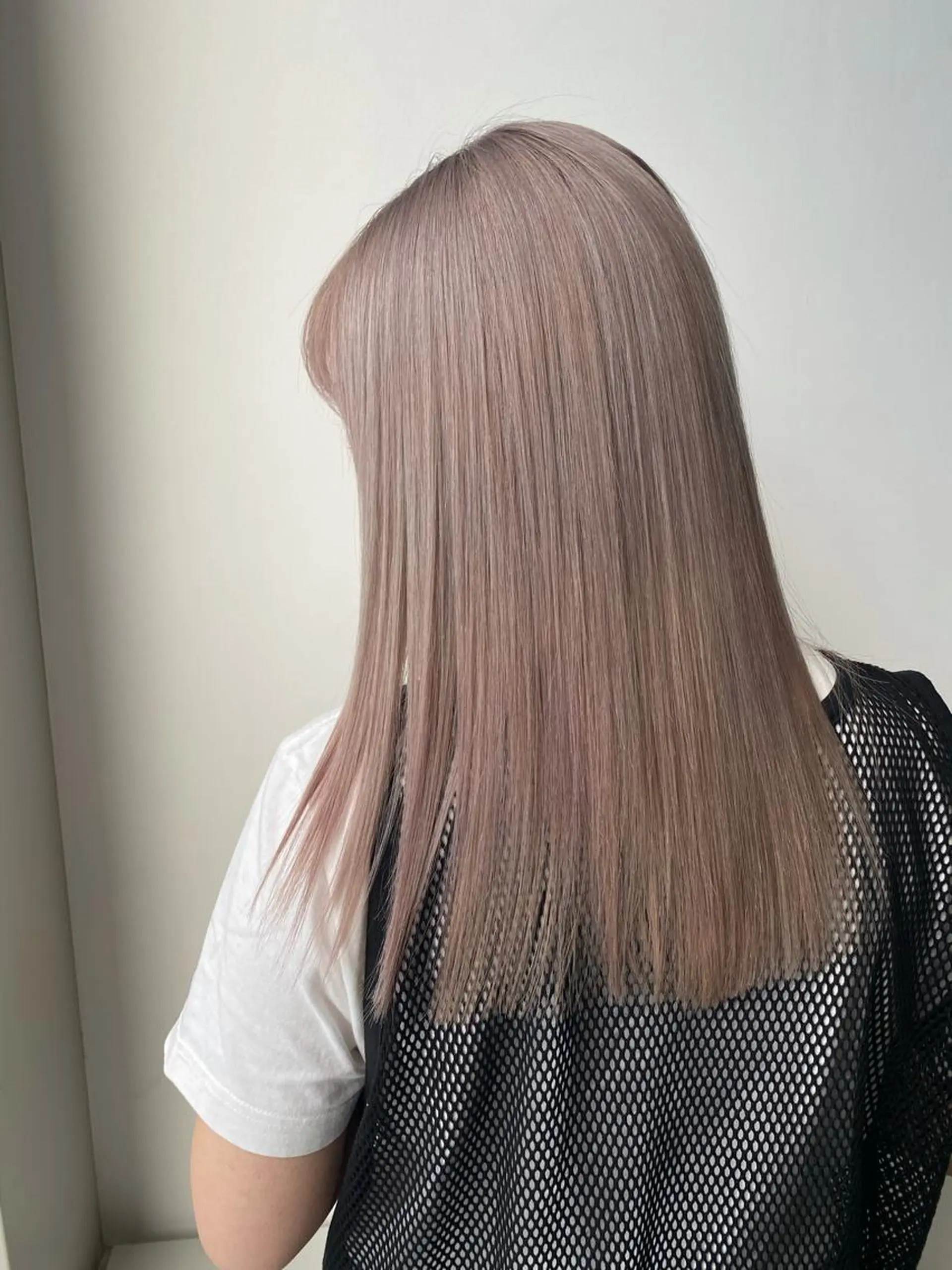 ロング カラー ブリーチ ケアブリーチ ダブルカラー ハイトーンカラー ピンクカラー ヘアカラー トリートメント 美髪カラー✨本間 貴広のヘアスタイル