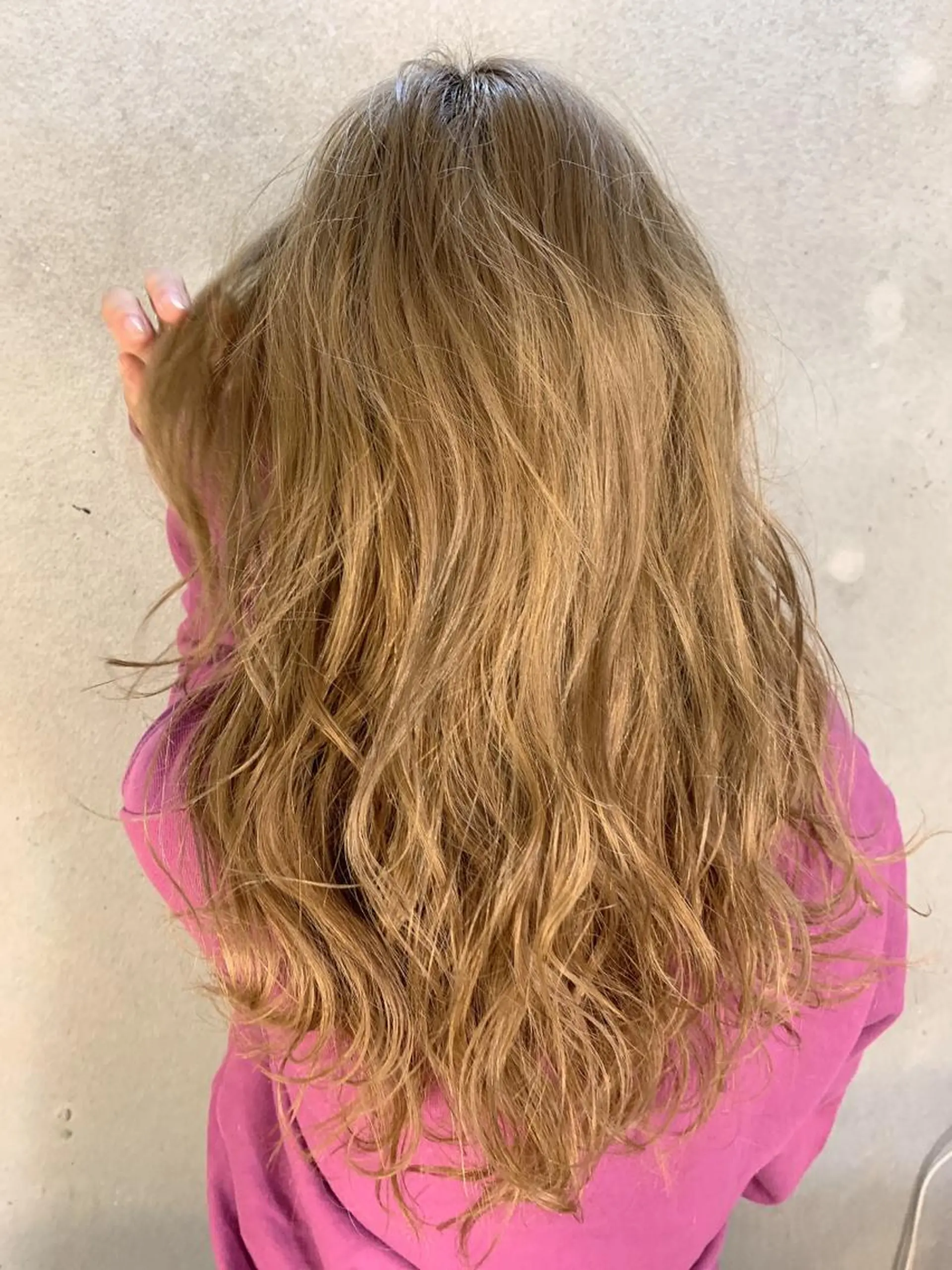 セミロング カラー ブリーチ ハイトーンカラー 縮毛矯正 トリートメント 岡崎勇人/レイヤー/ 韓国/ケラチンTRのヘアスタイル