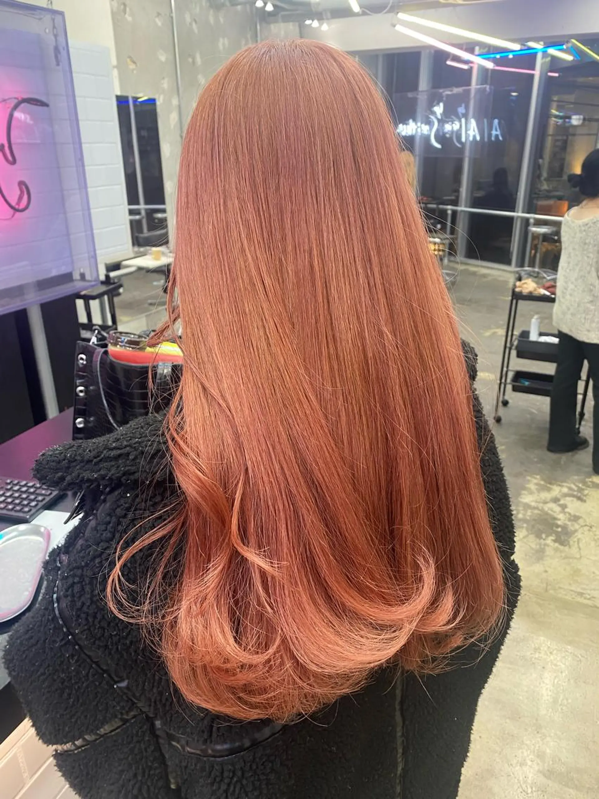 ロング カラー ザクザクレイヤー 🍀/ブリーチ/小田のヘアスタイル