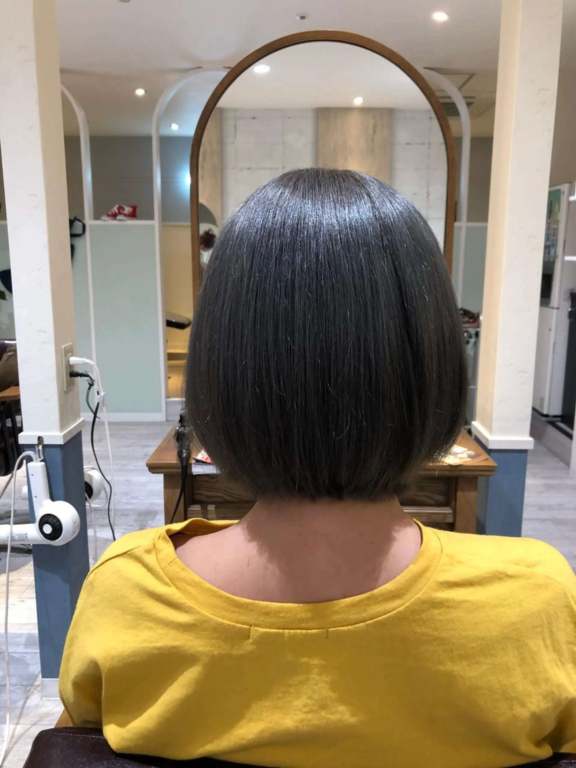 ミディアム カラー 小島嵩人 縮毛矯正 髪質改善のヘアスタイル