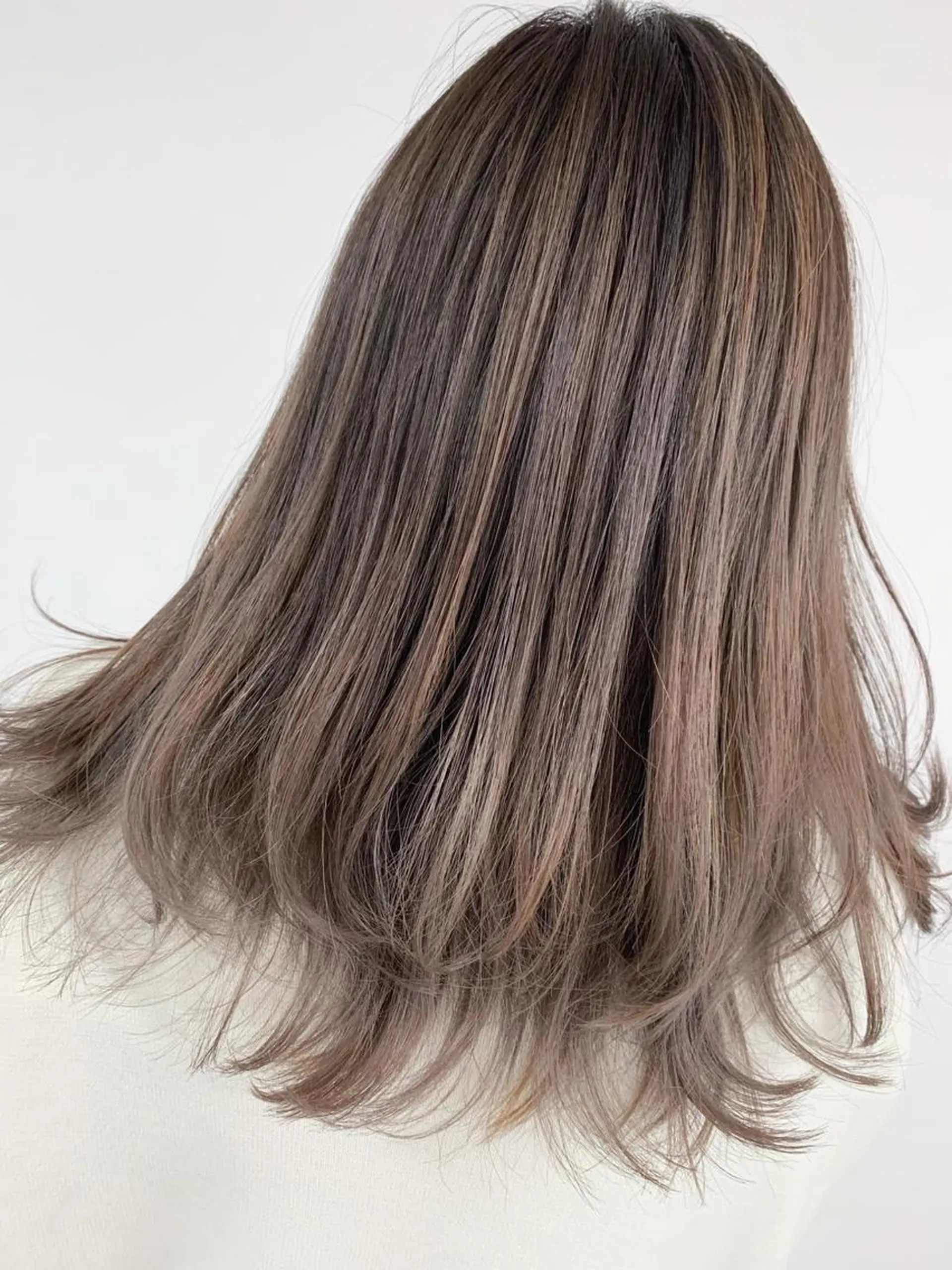 セミロング ヘアカラー トリートメント 🥇近藤 恭輔🥇 Recharme新保のヘアスタイル