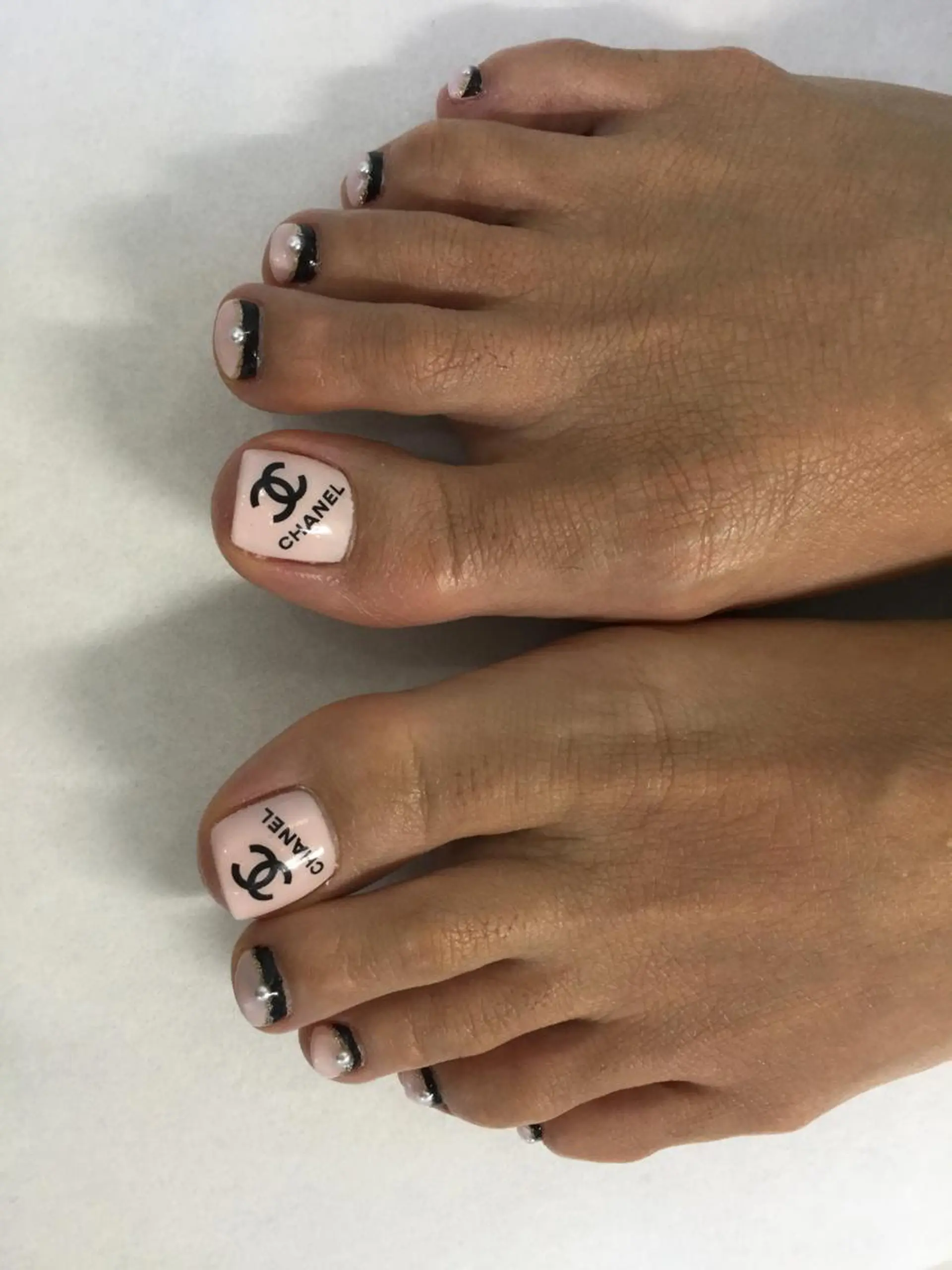 ネイル 💎🐰 saki. m 🐰💎のネイルデザイン