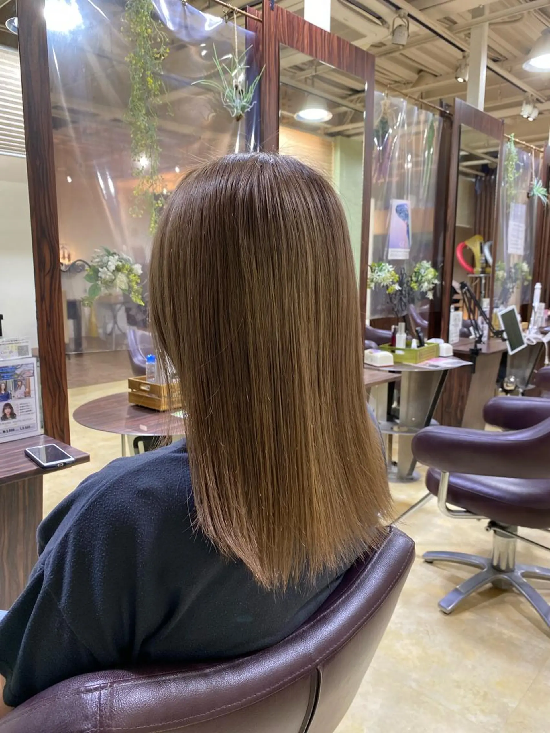 カラー ヘアーメイクポリッシュ桂所属・山﨑 将弥のヘアスタイル