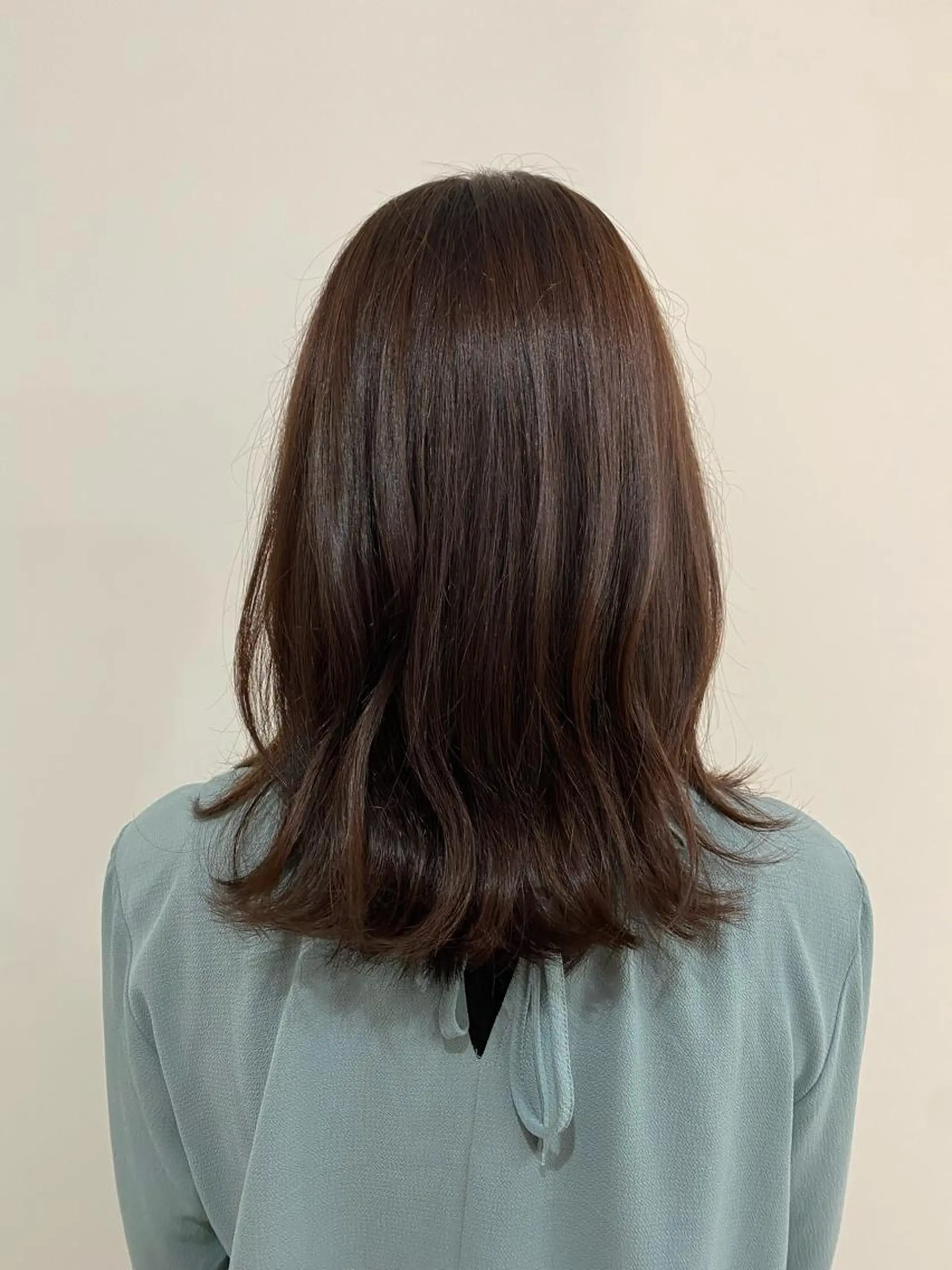 セミロング 川野 彩海のヘアスタイル