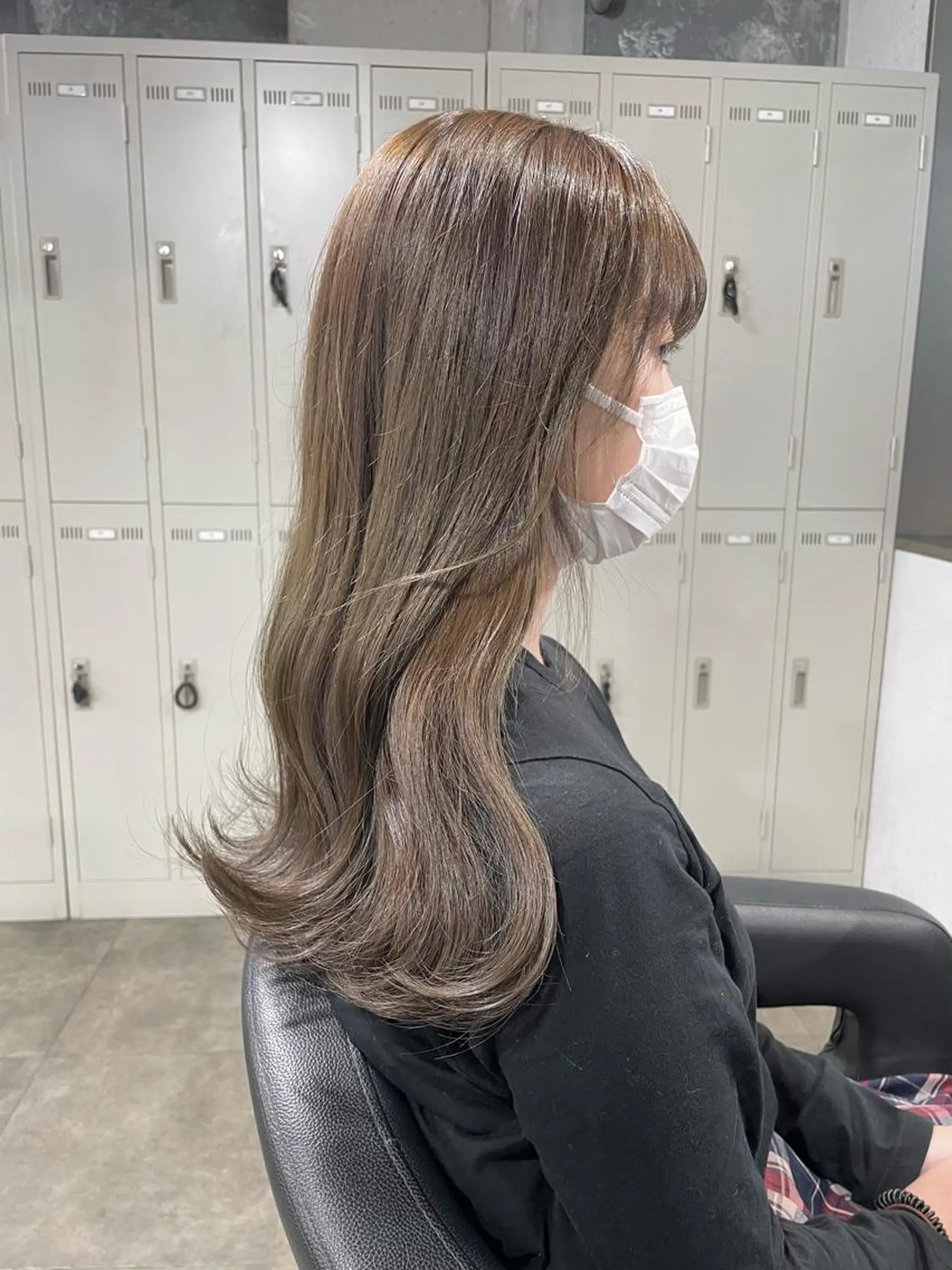 ロング カラー パーマ ヘアアレンジ メンズ キッズ ネイル マツエク・マツパ アイブロウ メンズブリーチ ブリーチ ブリーチなしカラー 眉カラー ヘアカラー トリートメント ヘッドスパ 透明感カラー・レイヤ ー🎀amika🎀のヘアスタイル