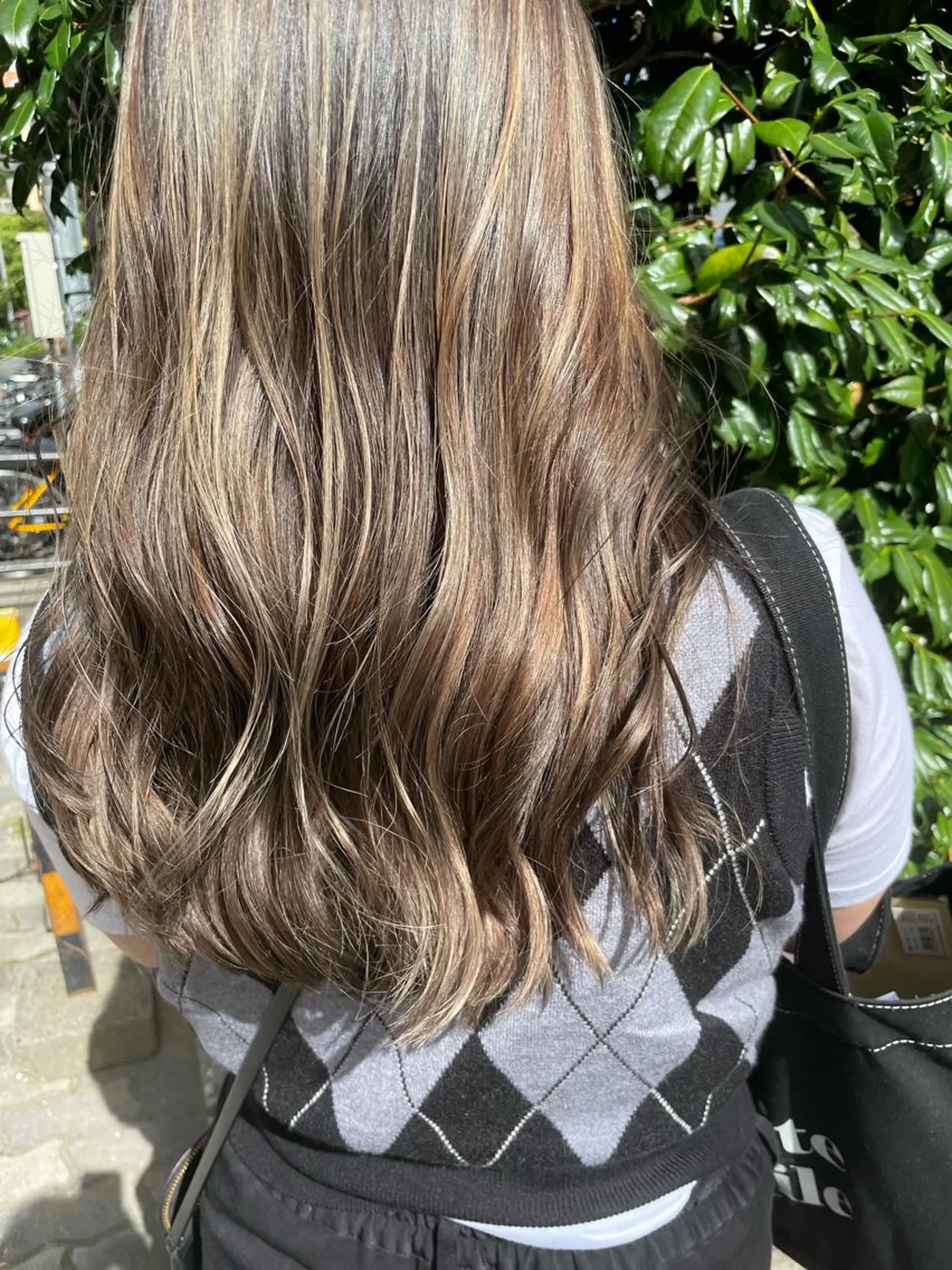 ロング カラー akane .のヘアスタイル