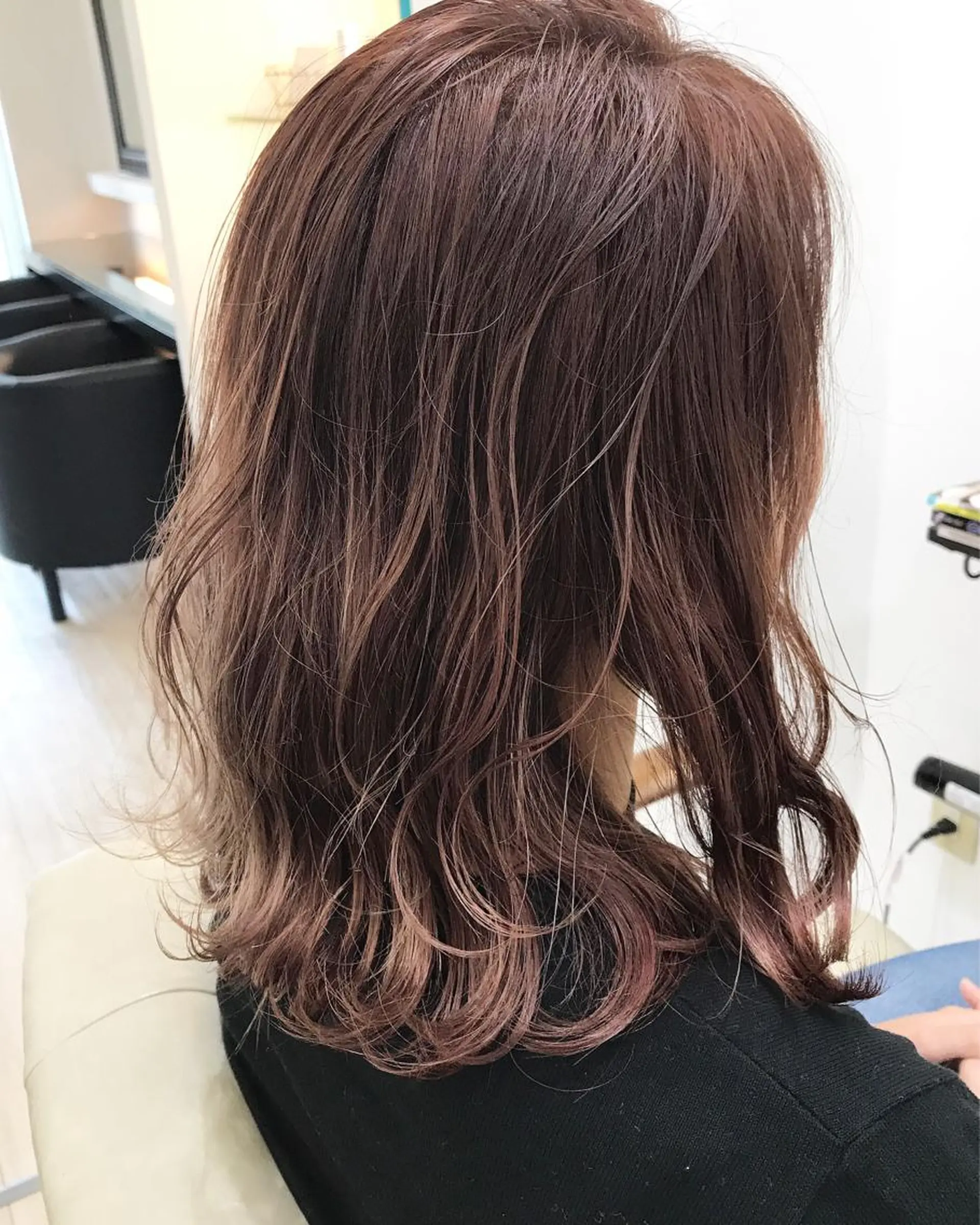 ミディアム 💫カットはなんでも 得意です✂️のヘアスタイル