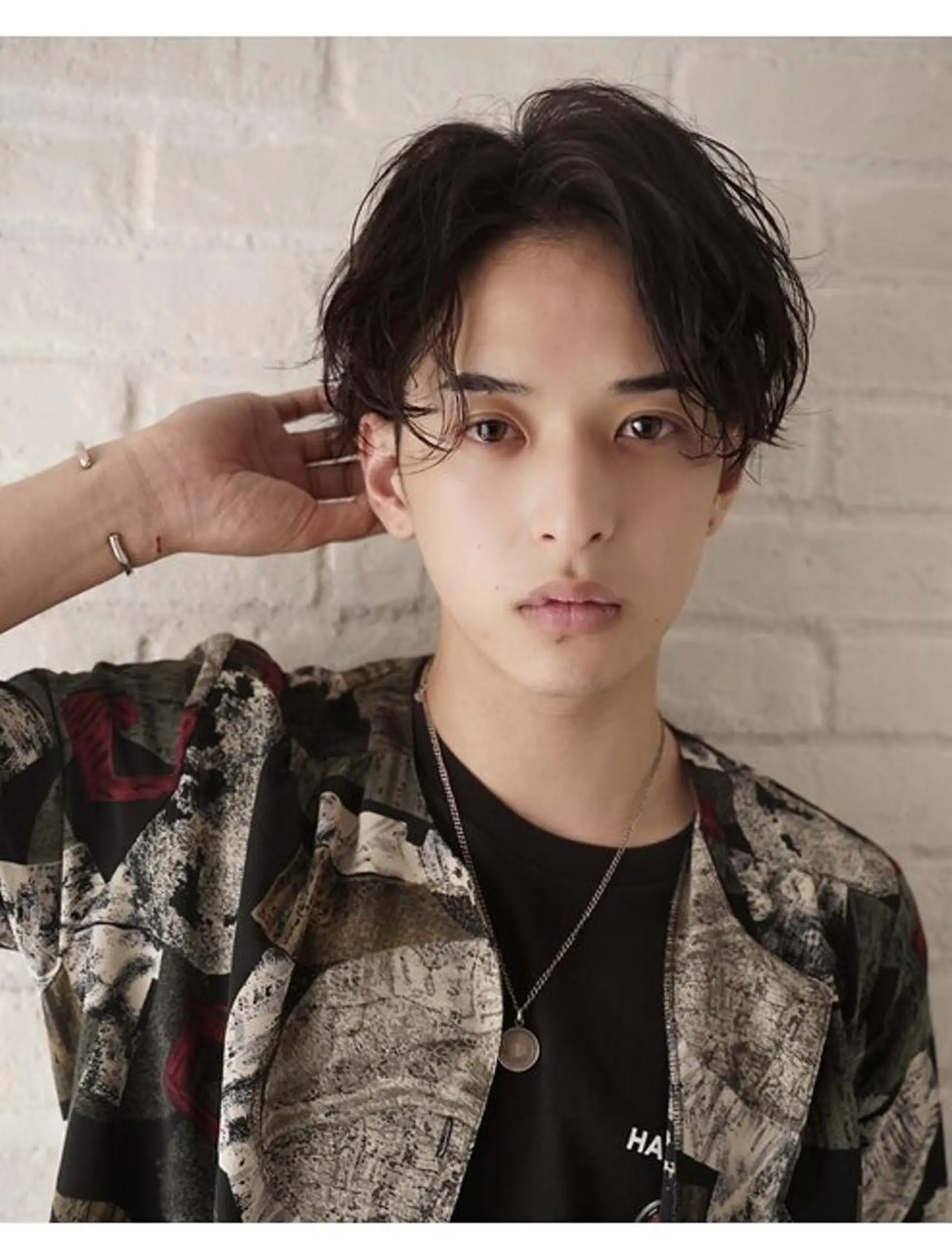 メンズ センターパート カット 🍏脊古夏月🍏 /韓国ヘア&アイ🍏の眉毛・アイブロウイメージ