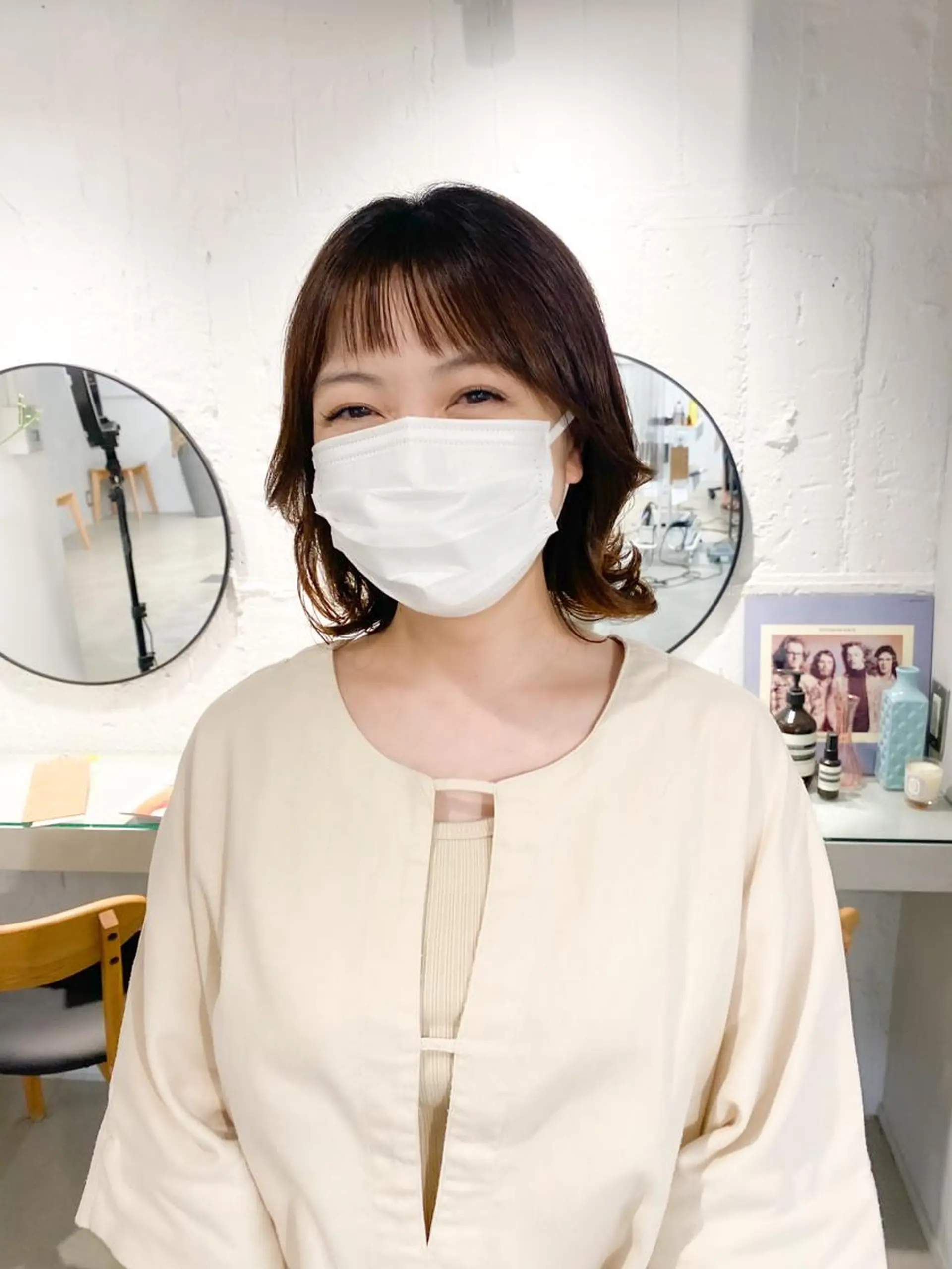 ミディアム パーマ ミディアムパーマ くびれヘア レイヤーカットのプロ 大人ヘア宮森貴志のヘアスタイル