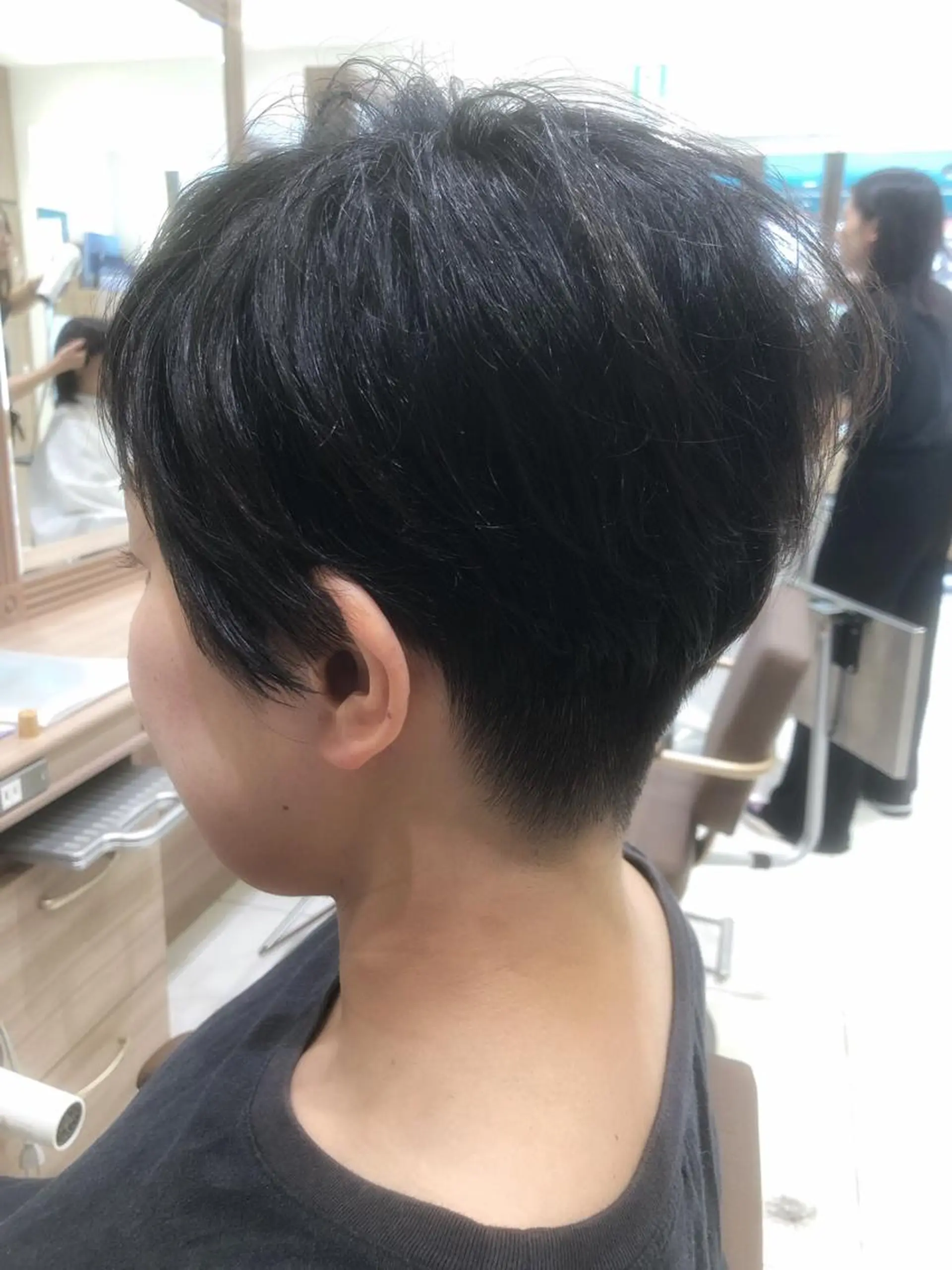 ショート カット ヘアカラー トリートメント 大人女性のショート ・ボブ✂︎沼尻典祥のヘアスタイル