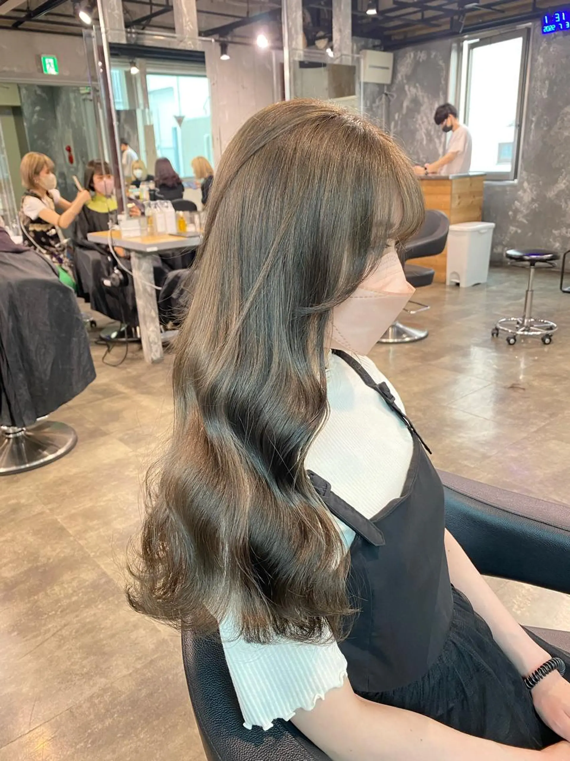 ロング カラー カット ヘアカラー トリートメント ヘッドスパ ヘアセット エフェクトブリーチ 🌟前澤啓太朗のヘアスタイル