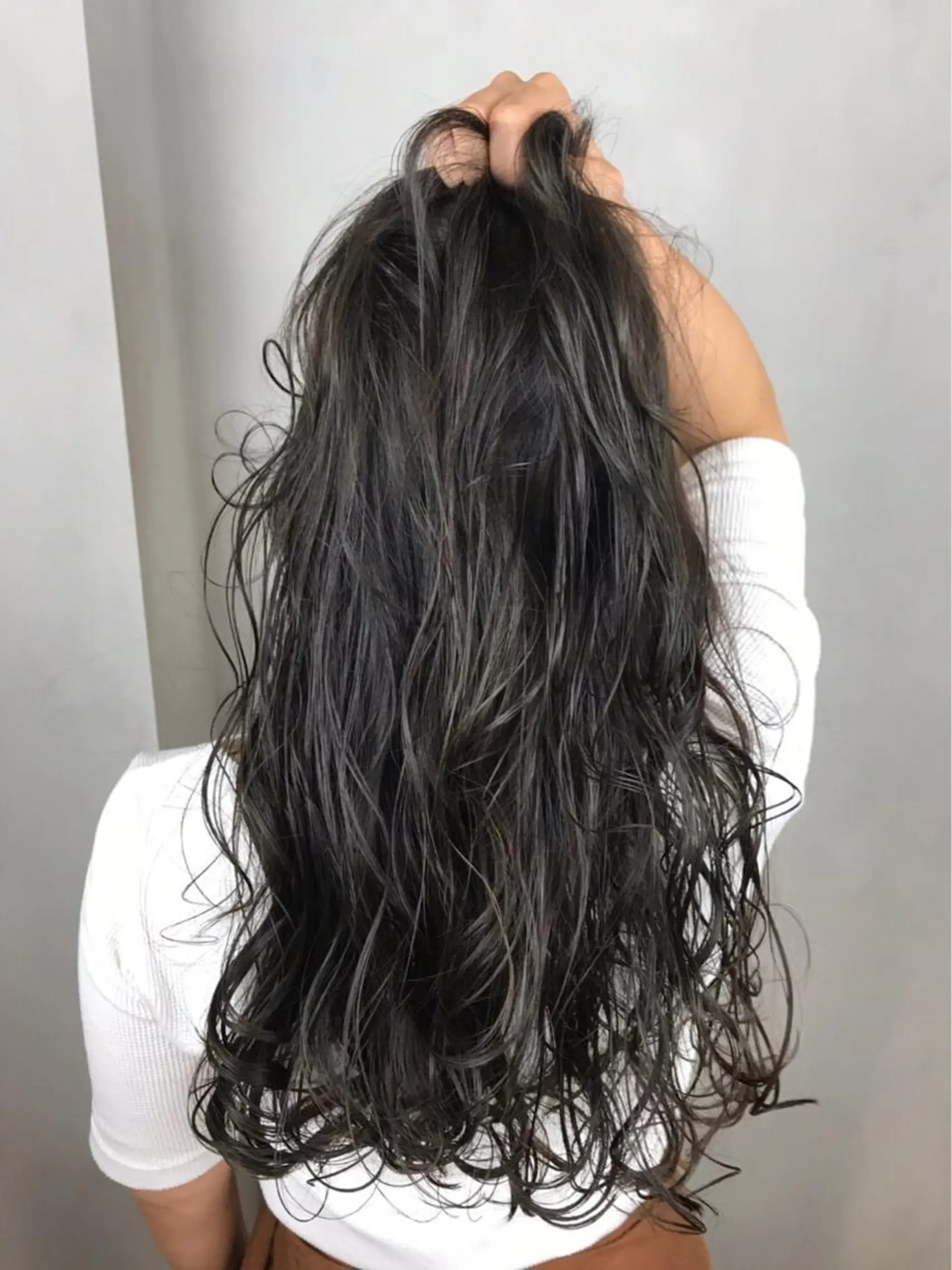 ロング カラー L’atelier BROCANTE (ラトリエ ブロカント)所属・BROCANTE立川 karasawa.nのヘアスタイル