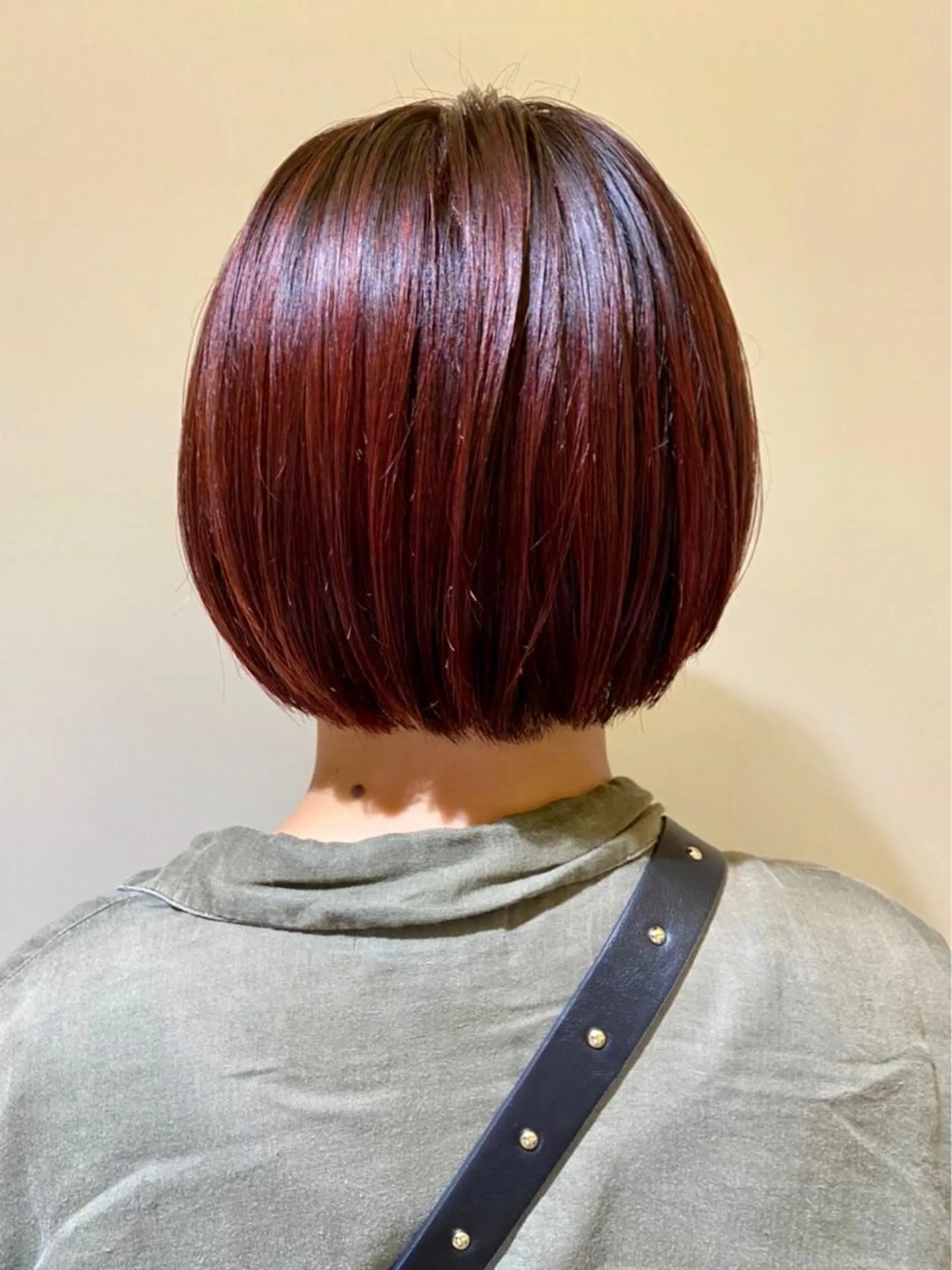 ショート カラー さかい なつみのヘアスタイル