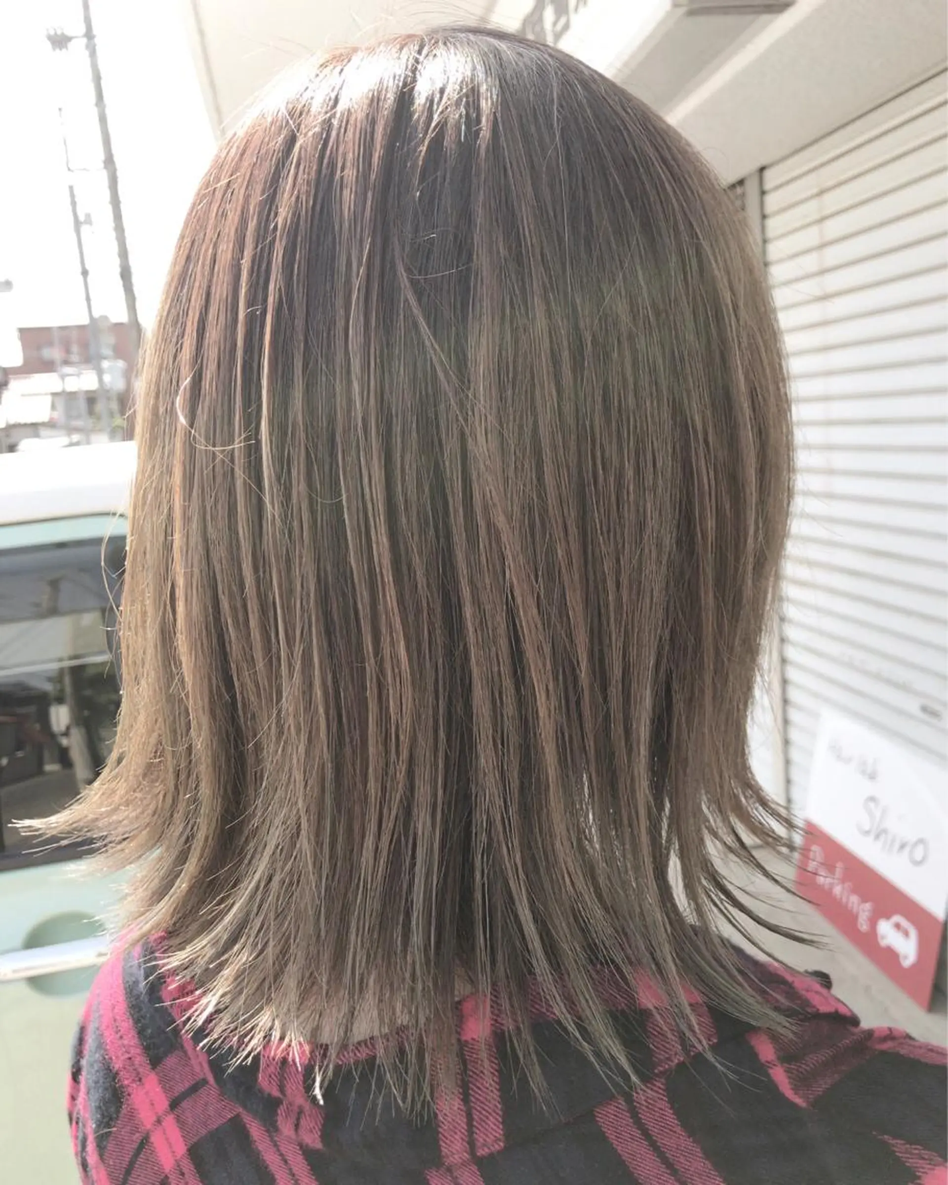 ミディアム カラー レイヤーカット匠 イソザキノリユキのヘアスタイル