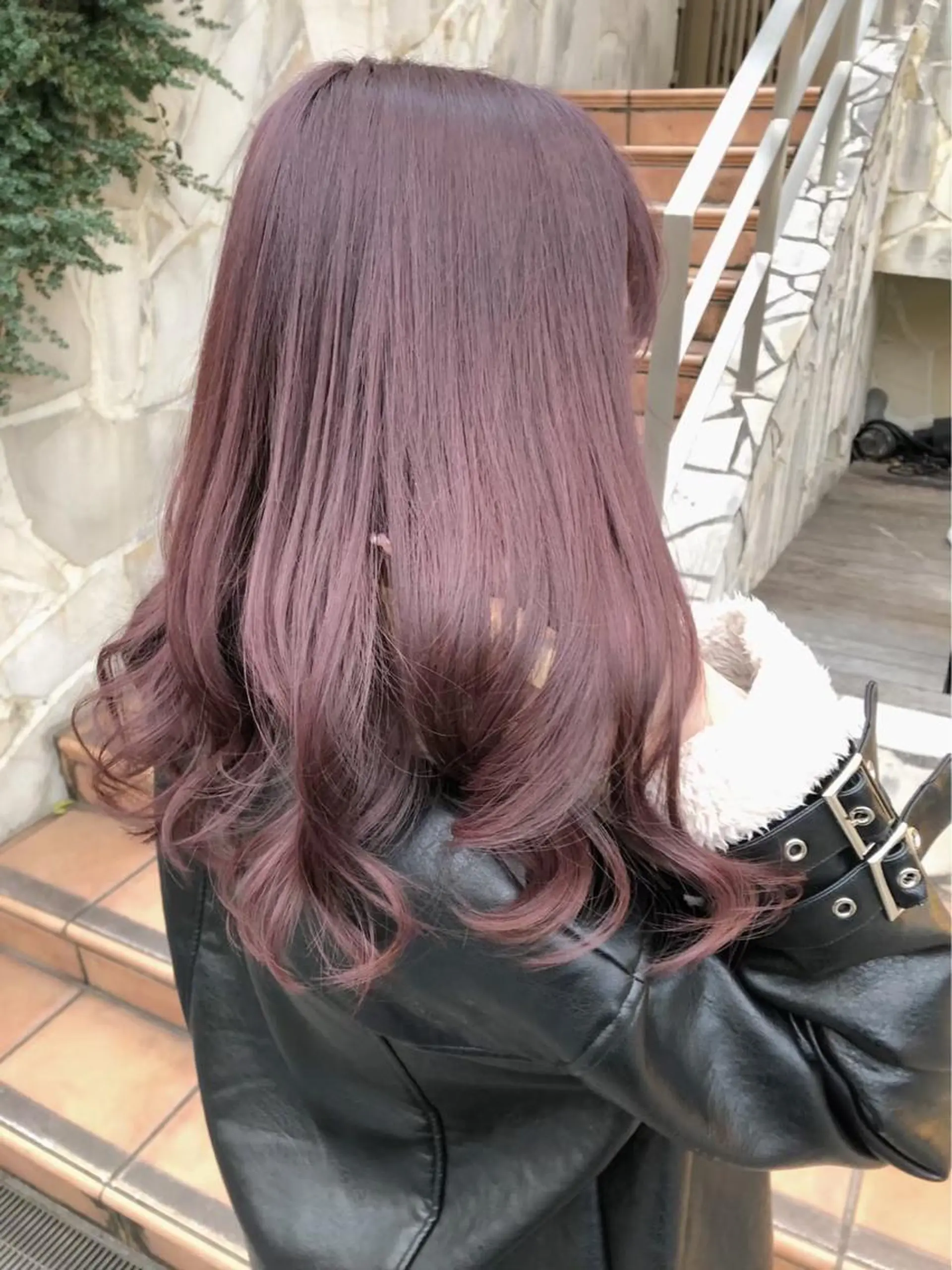 セミロング 🩶 ピンクカラー/ ブロンド🩶くるみのヘアスタイル