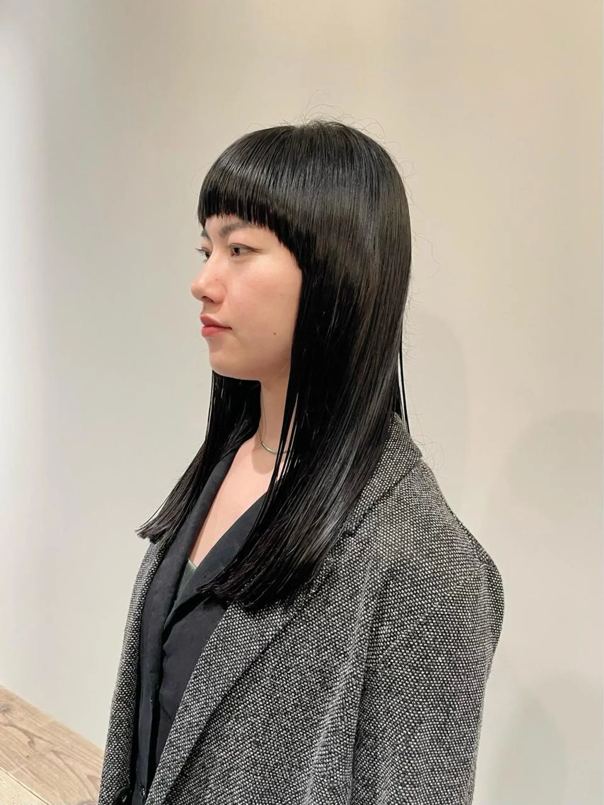 ロング ワイドバング mai .のヘアスタイル