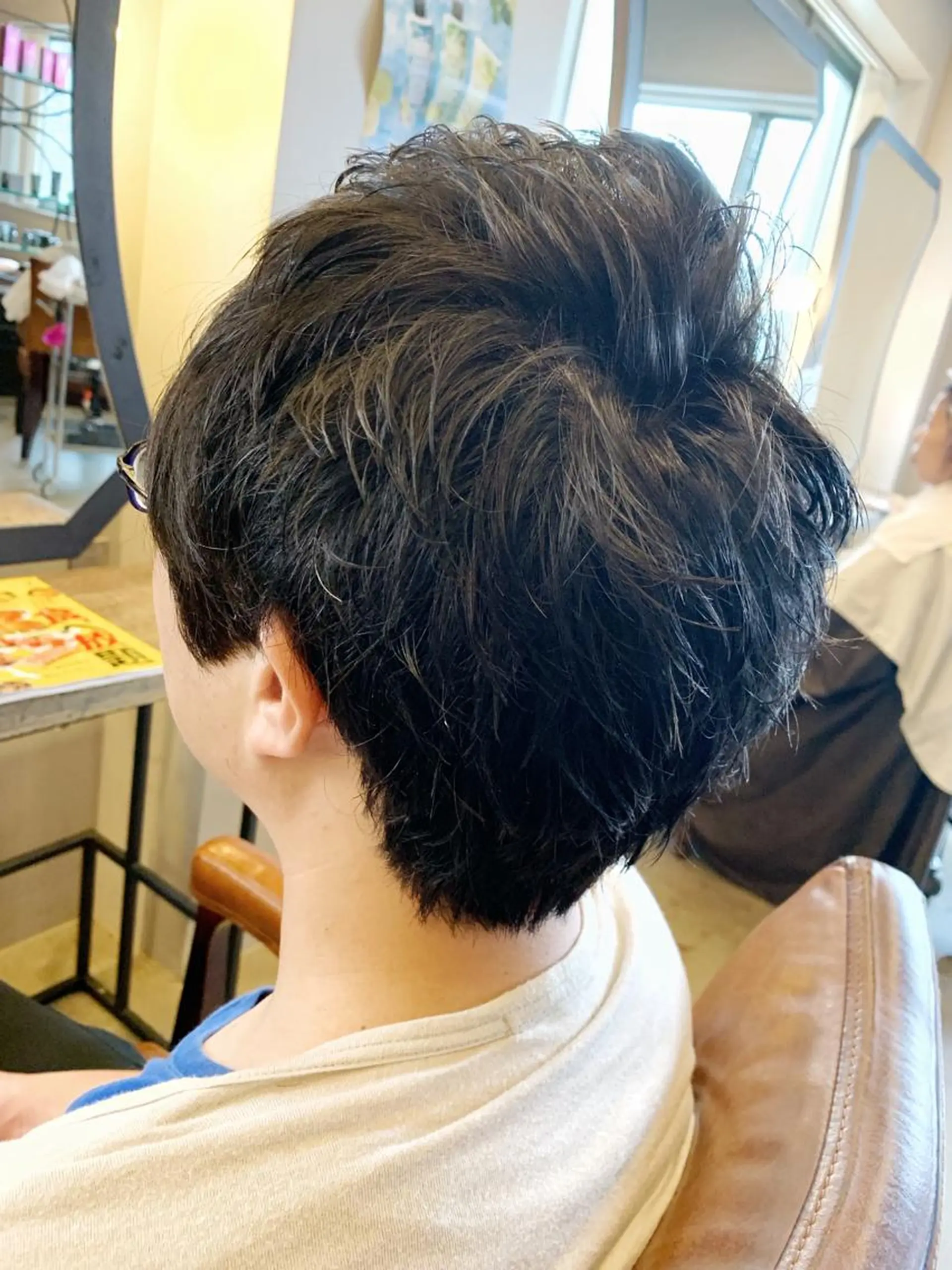 ショート ショートヘア ウルフカット 佐藤 美紅のヘアスタイル