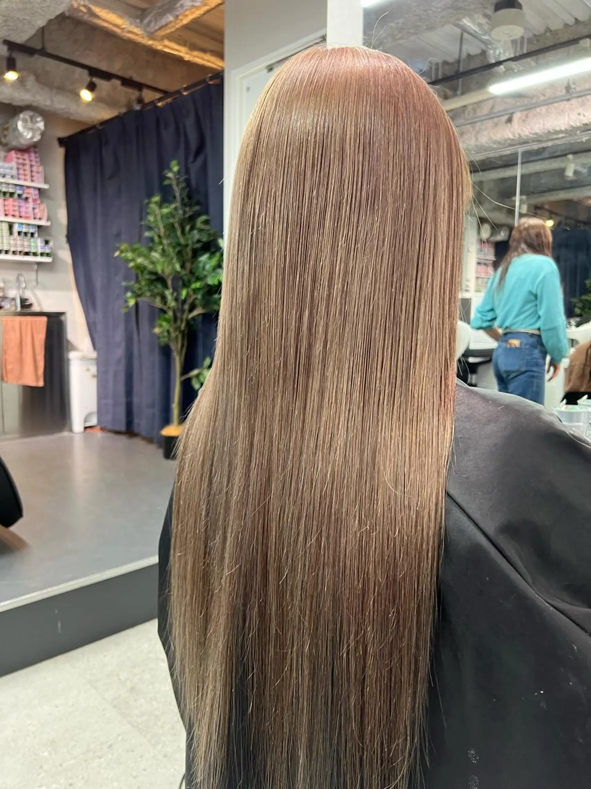 ロング カラー 髪質改善 ハイトーン&髪質改善 ＆韓国エクステ🤎のヘアスタイル