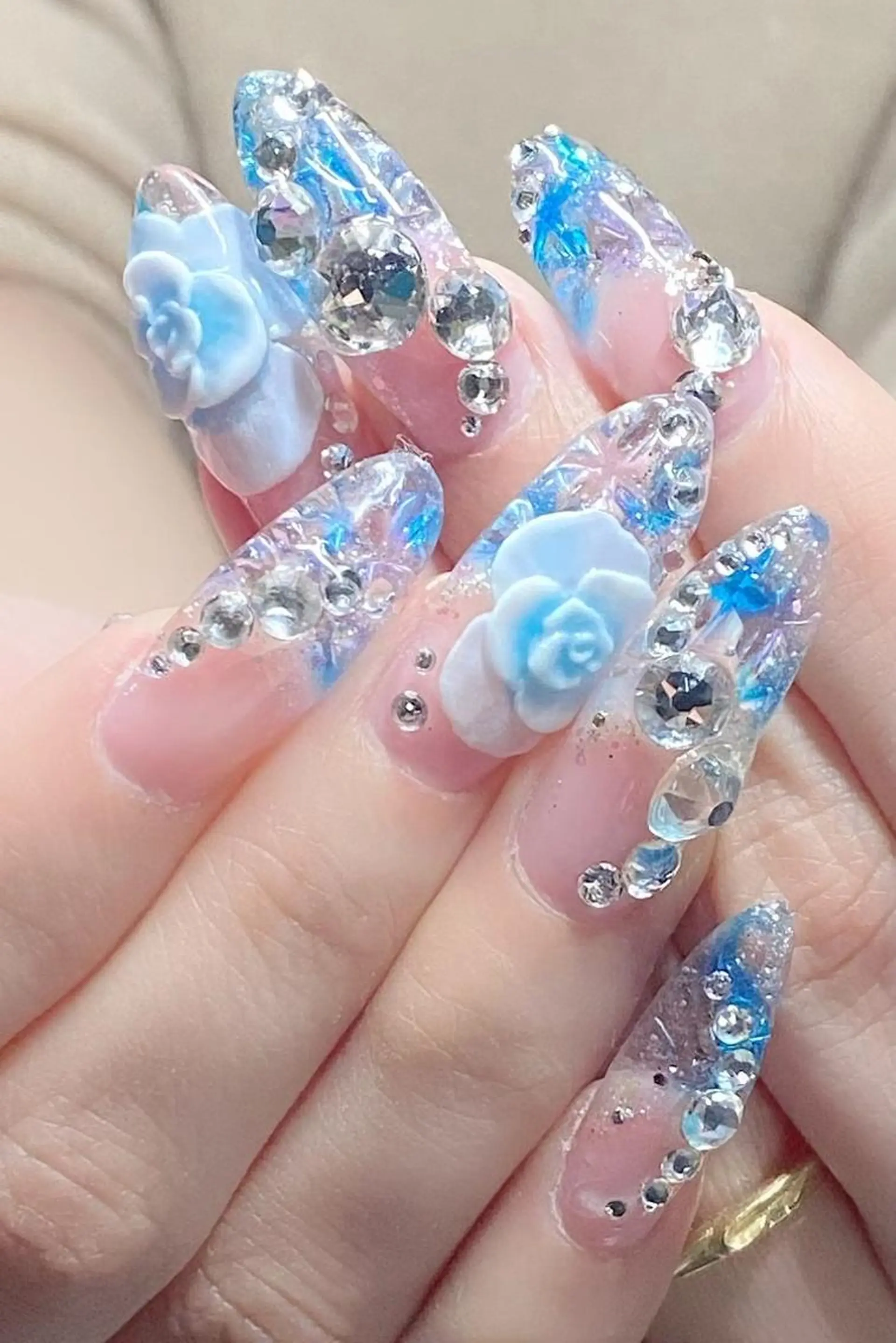 ネイル Lefreak (レフリーク).のネイルデザイン