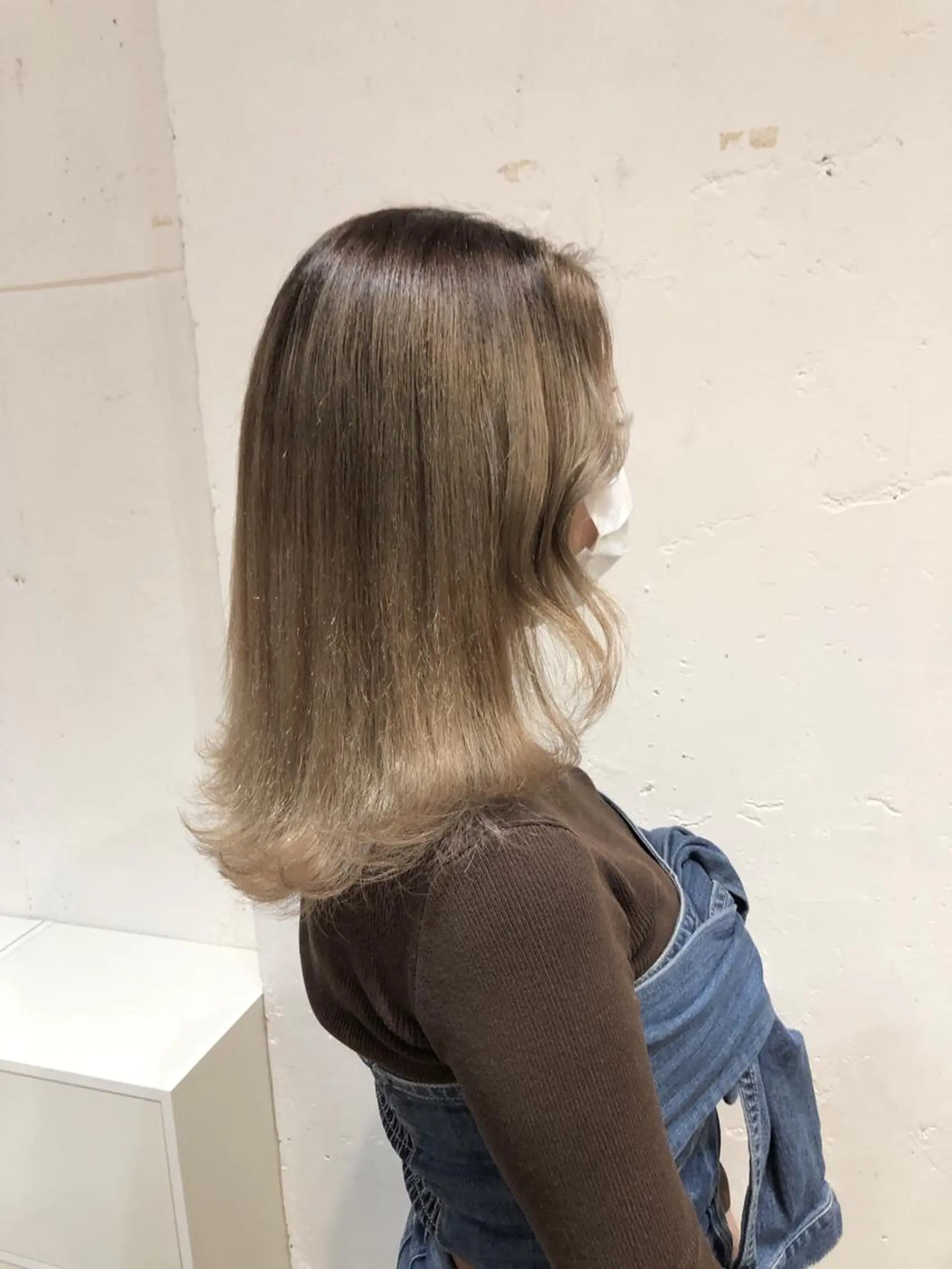 セミロング カラー hayaka todaのヘアスタイル