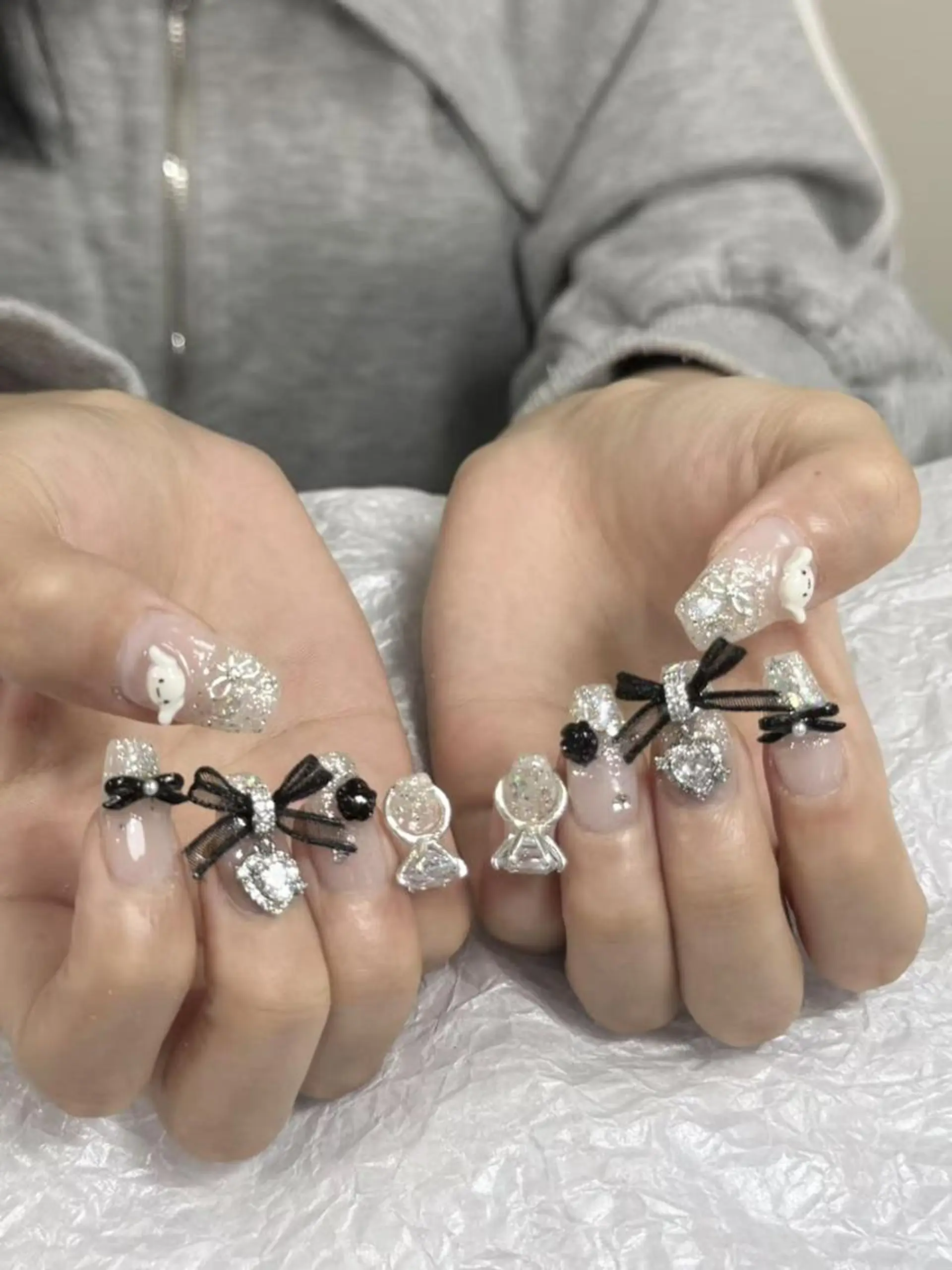 ネイル ハンドネイル 🧚🏻‍♀️ NOHA🎀のネイルデザイン