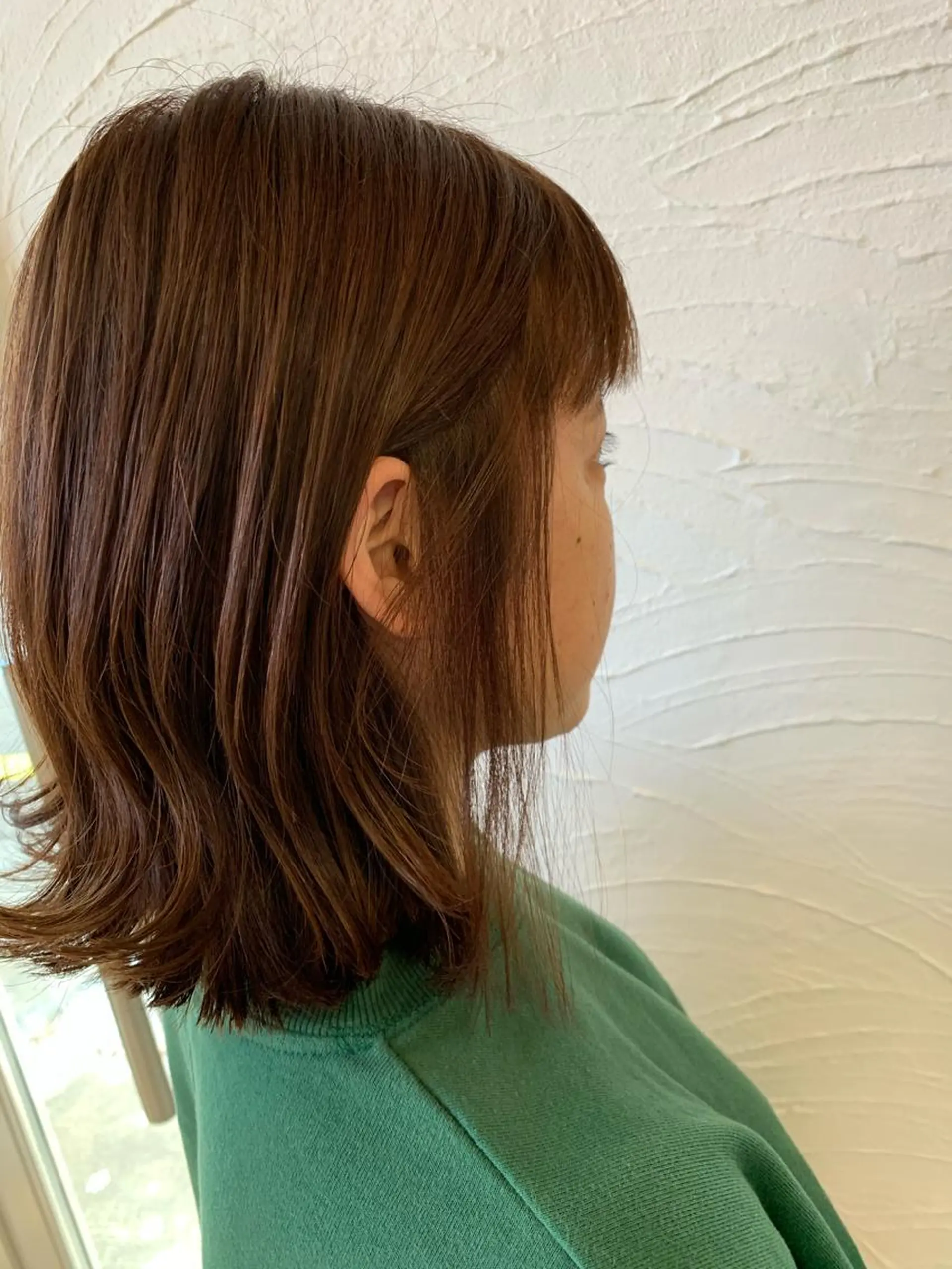 ミディアム カラー ピンクカラー 菅野 愛のヘアスタイル