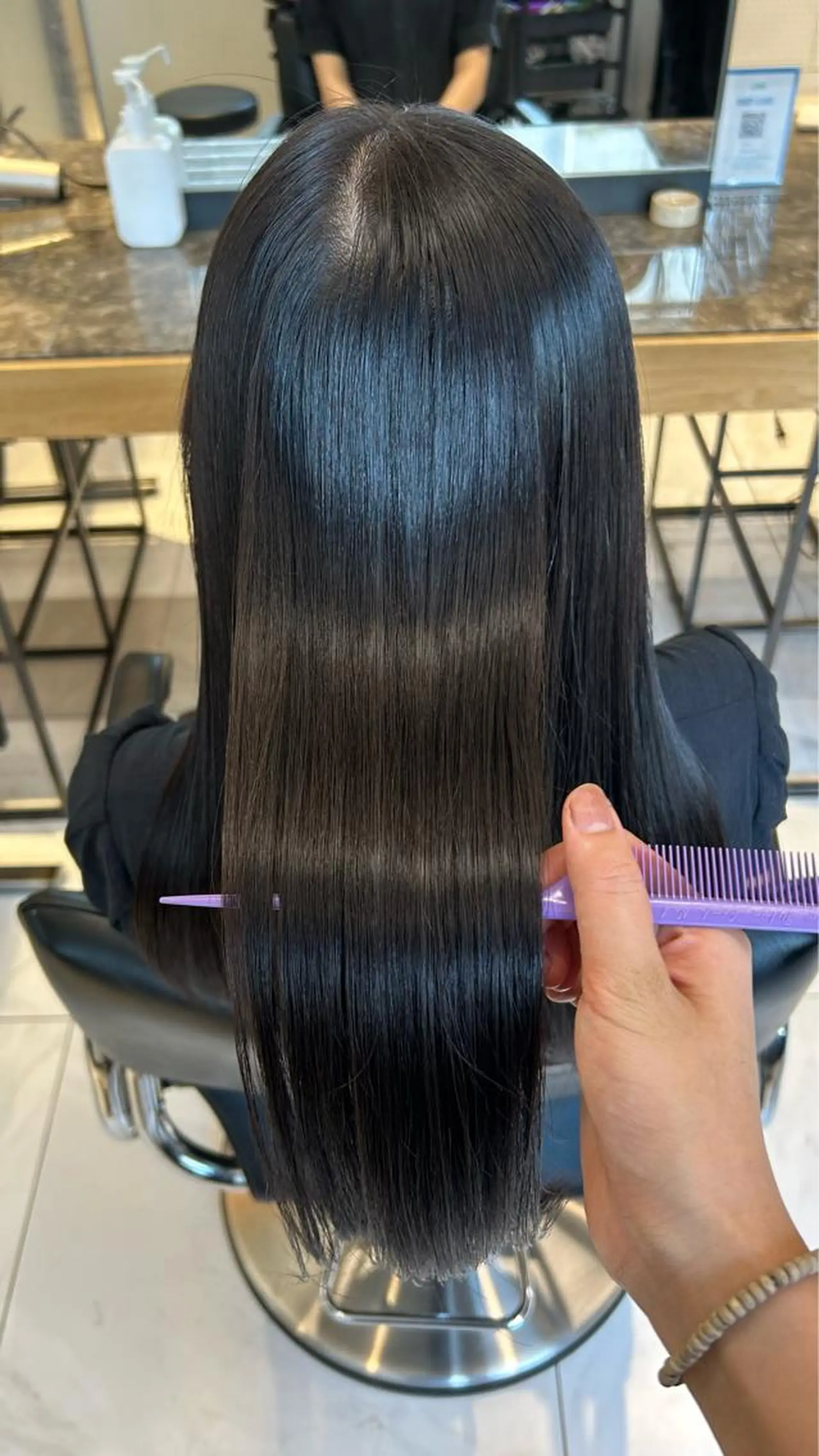 ロング 縮毛矯正 カット 縮毛矯正 トリートメント 艶カラー/レイヤー 🦋AKARI🦋のヘアスタイル