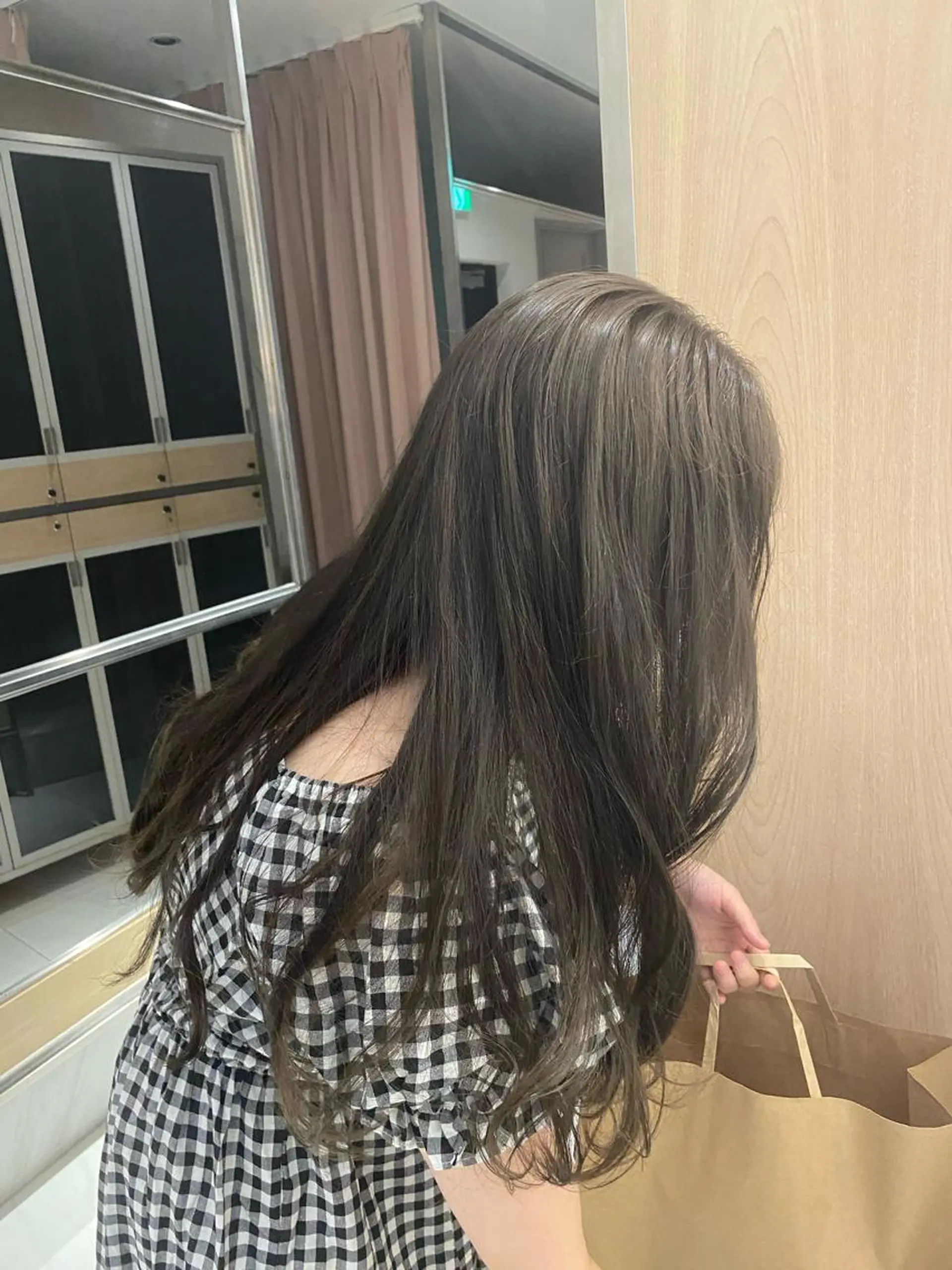 ロング カラー 艶髪/ダークトーン 🩶丸山日向のヘアスタイル