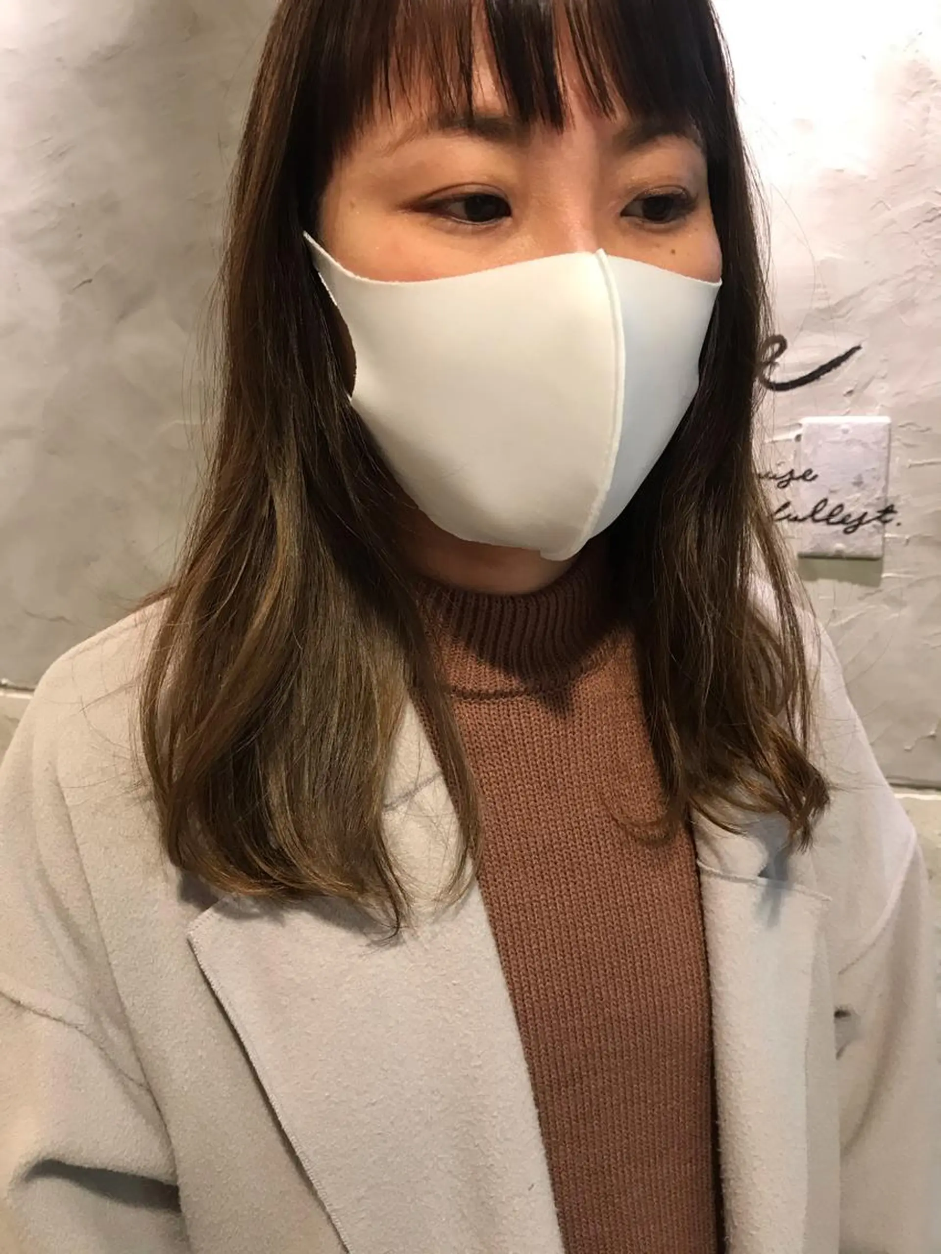 セミロング ハイライト カット ヘアカラー トリートメント さの あやねのヘアスタイル