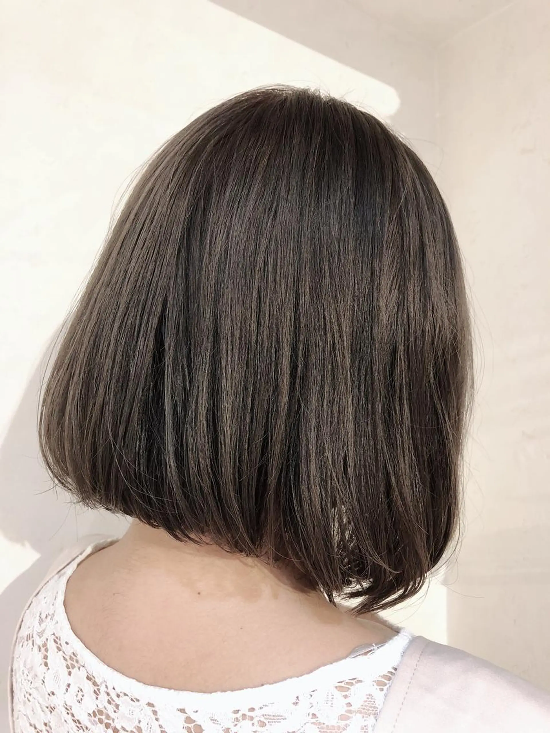カラー アッシュ アッシュグレー あき えいみのヘアスタイル