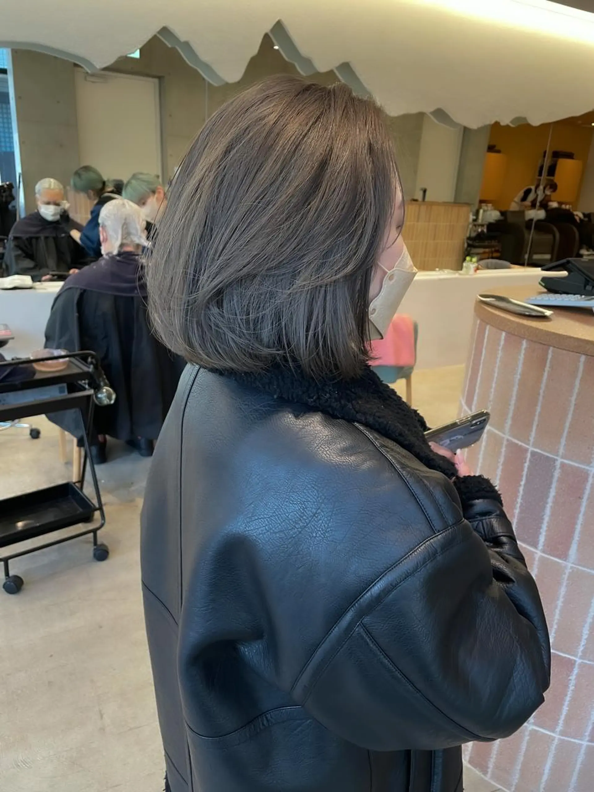 ショート カラー ヘアアレンジ ミニボブ/ブリーチ 🌈MISATOのヘアスタイル