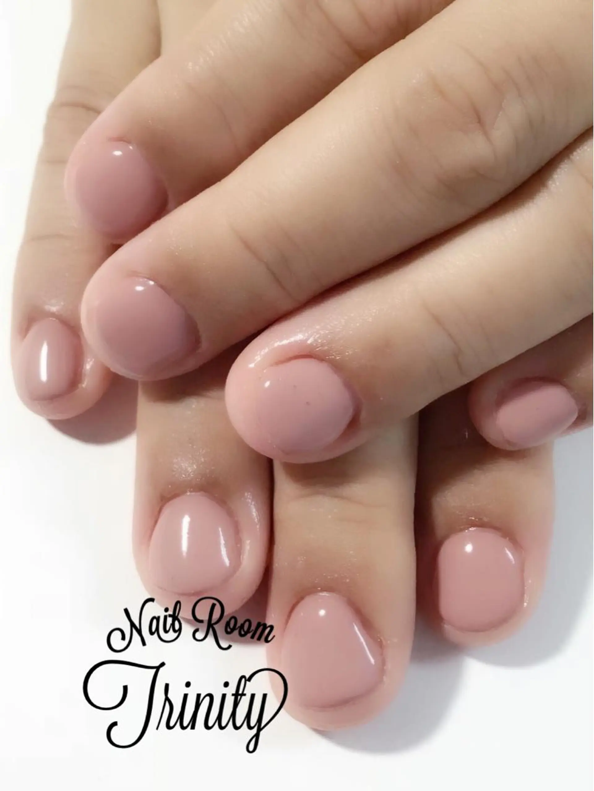 ネイル Trinity staffのネイルデザイン